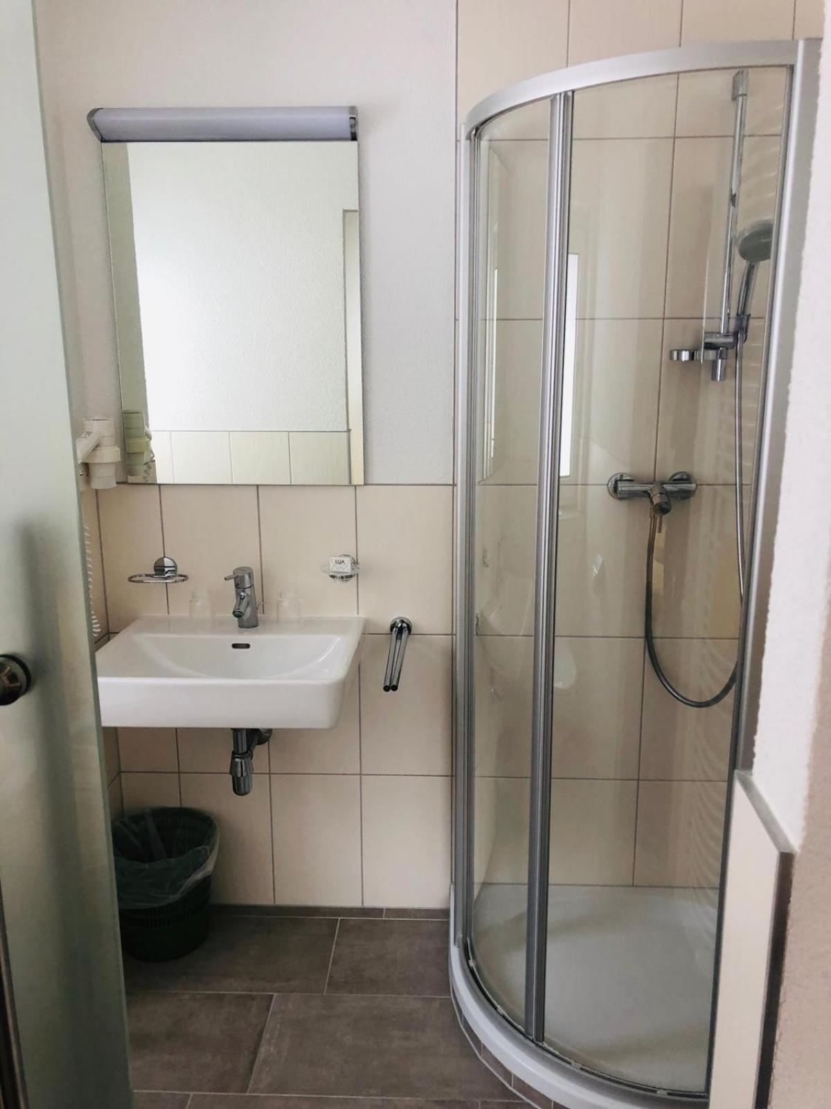 Comfort Triple Room with Shower photo 3