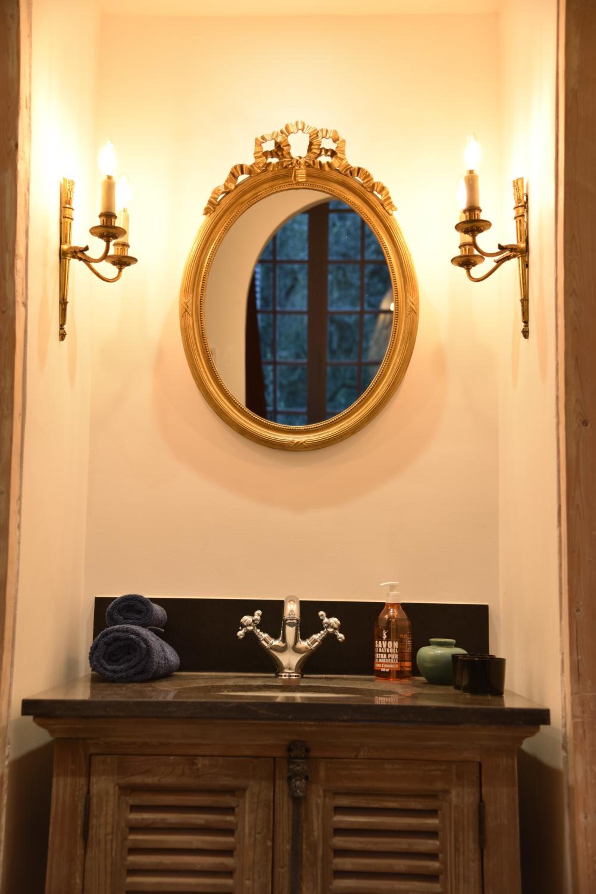Double Room with Garden View - Photo 8