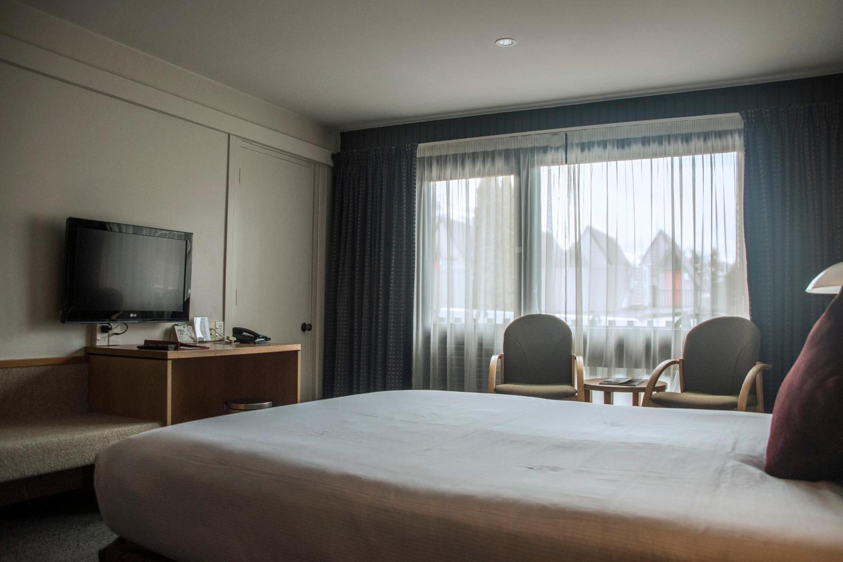 Standard Double or Twin Room photo 1