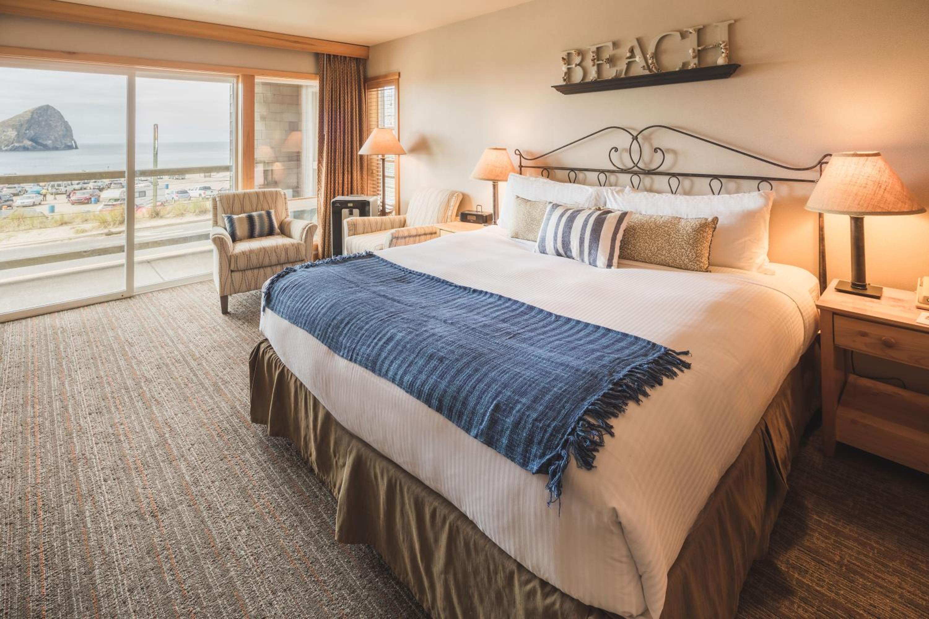 King Room with Jacuzzi