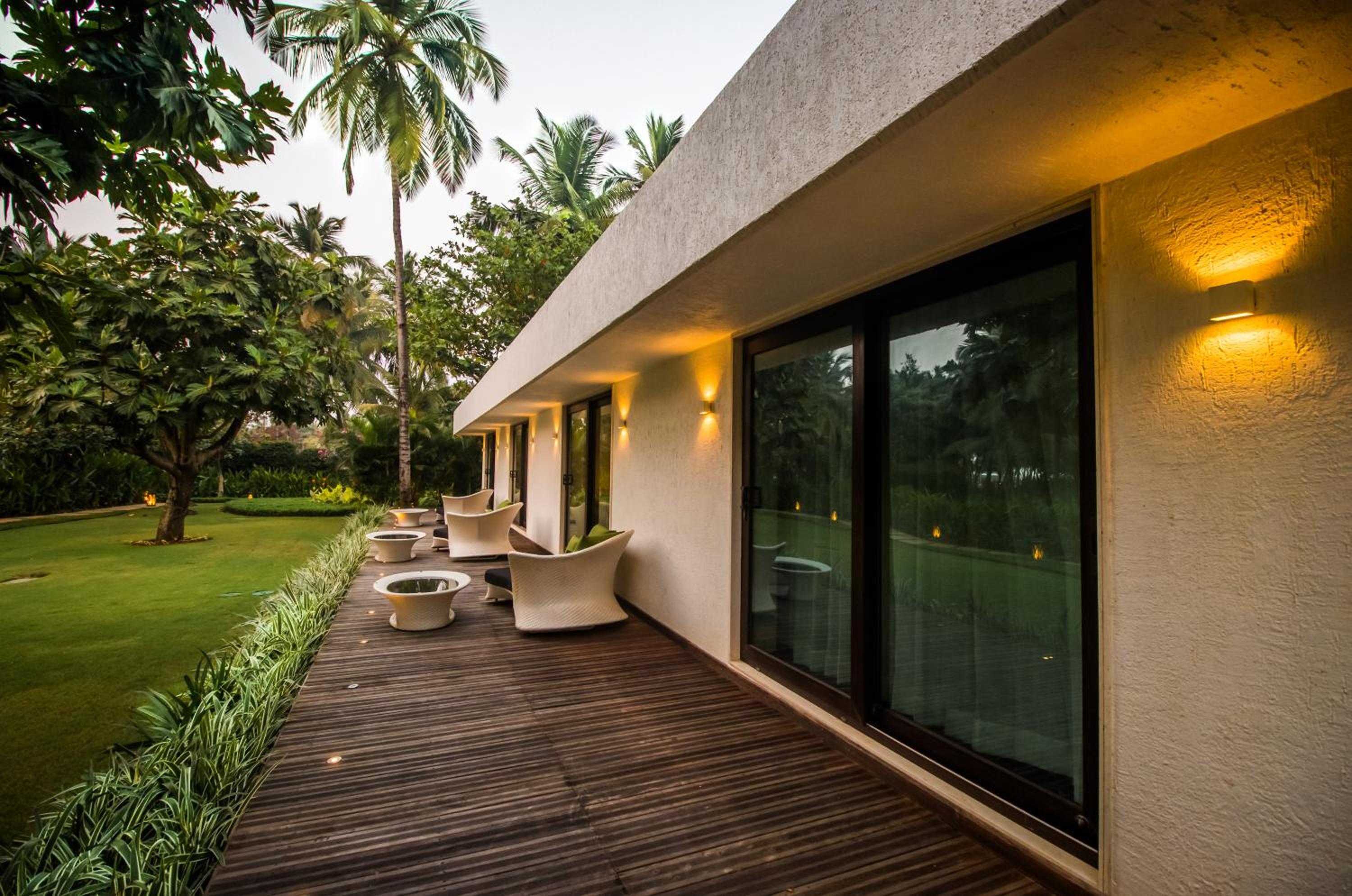 3 Bedroom Ocean View Presidential Villa – 10% Discount of Food & Beverages and SPA photo