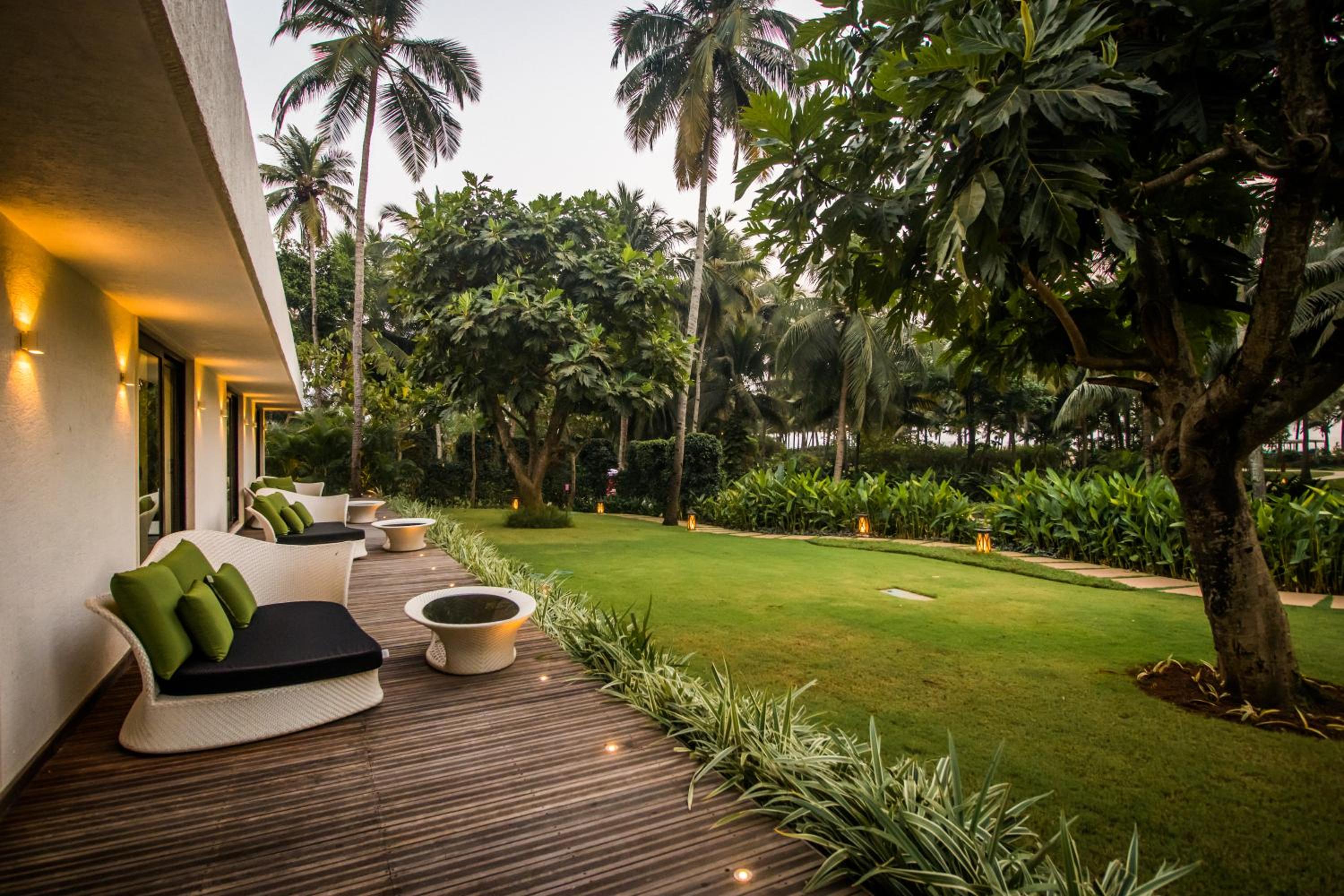 3 Bedroom Ocean View Presidential Villa – 10% Discount of Food & Beverages and SPA photo