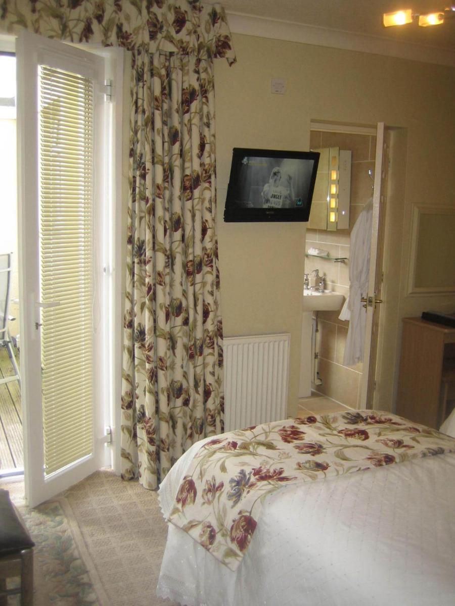 Deluxe Double Room with Terrace