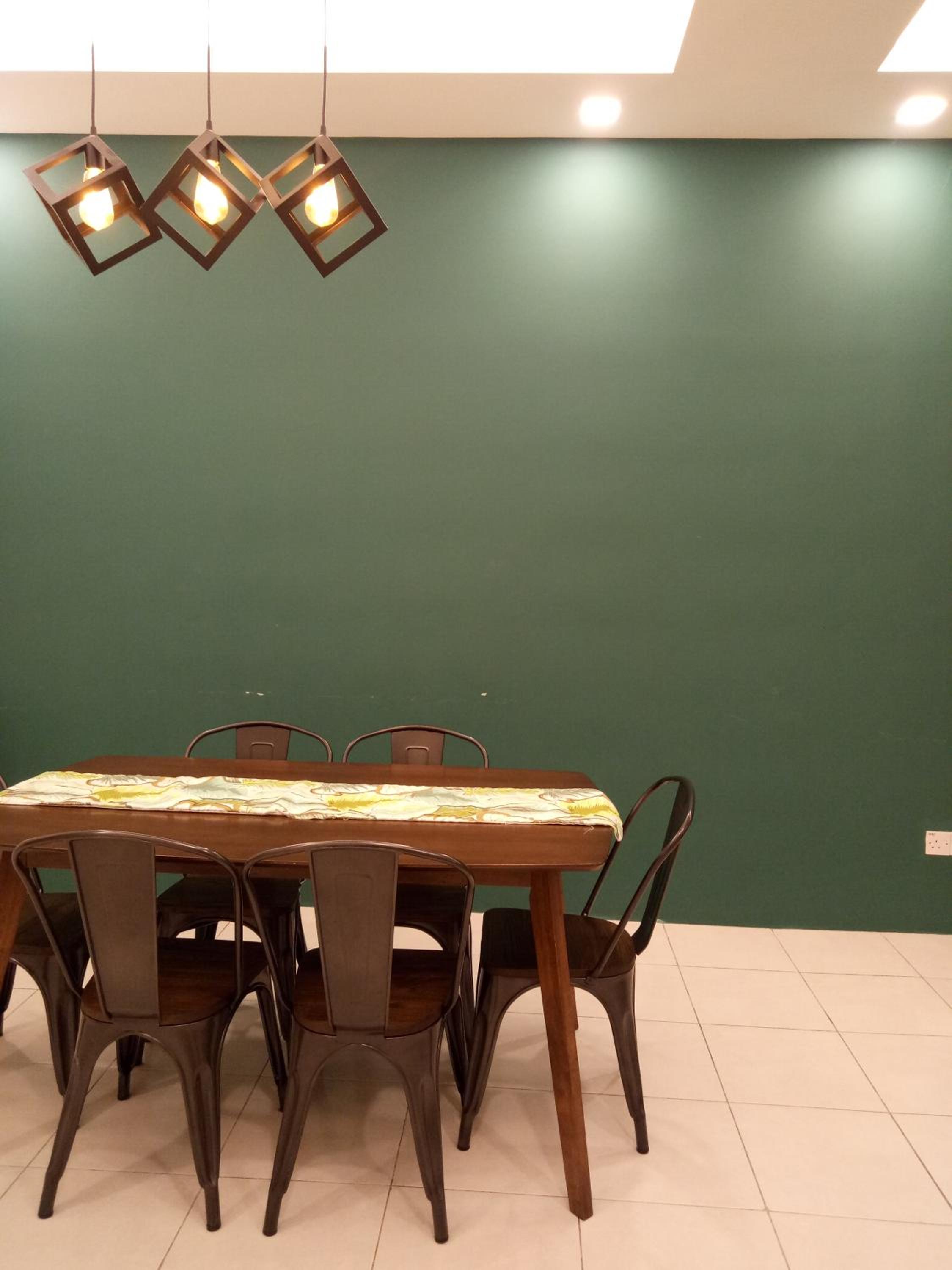 Three-Bedroom Apartment - Photo 12