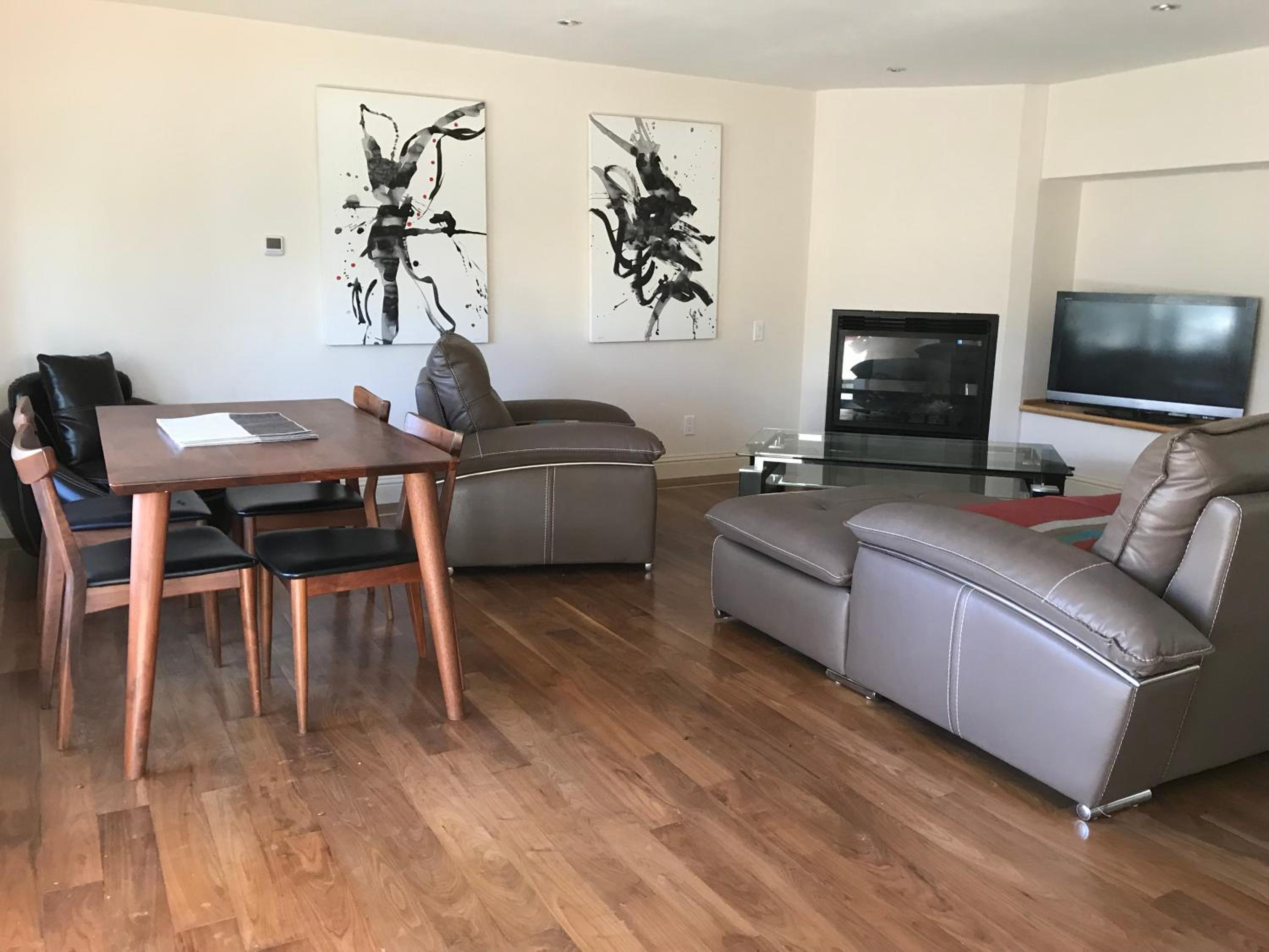 Two-Bedroom Villa - Photo 1
