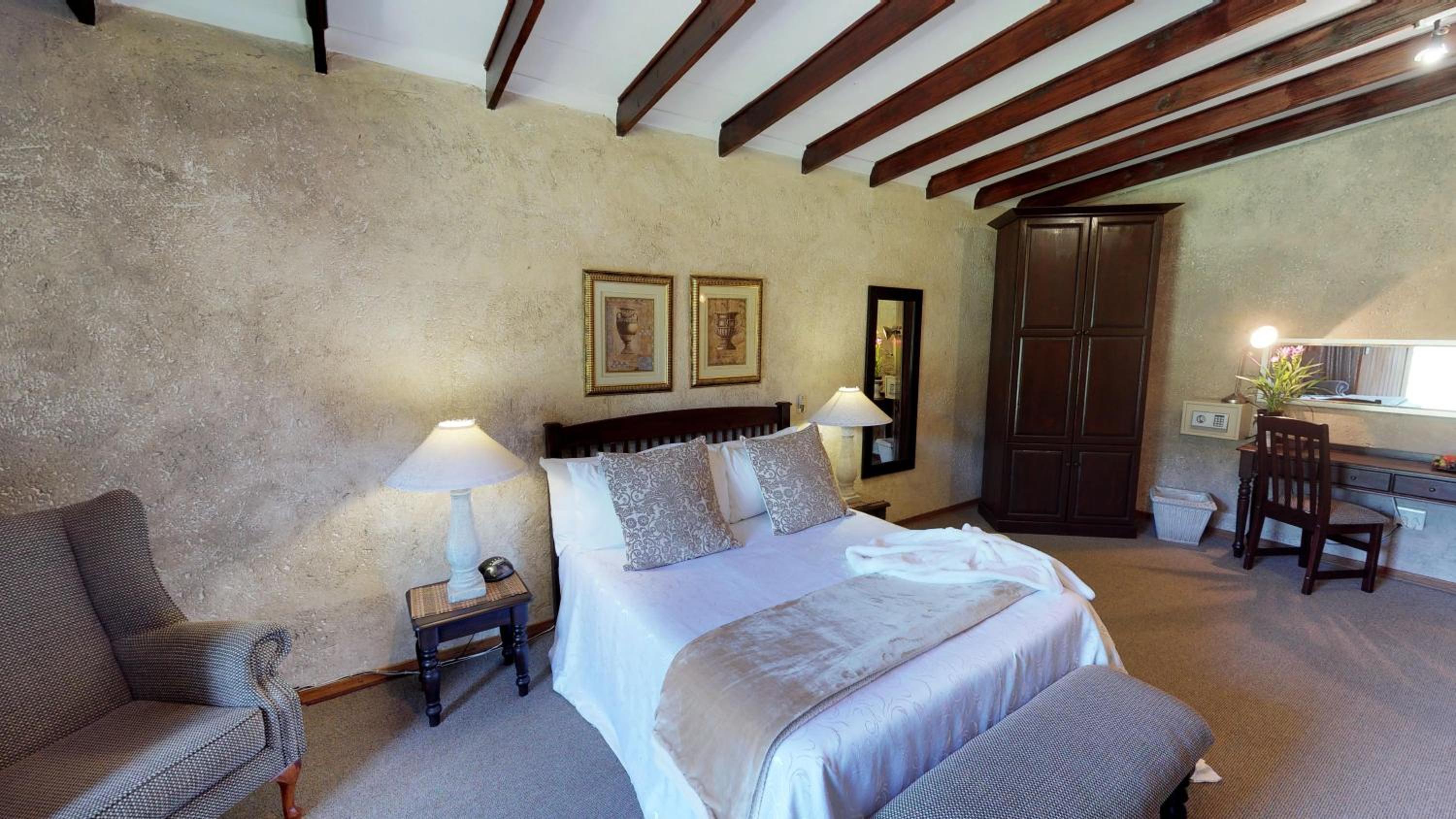 Deluxe Double Room photo 2