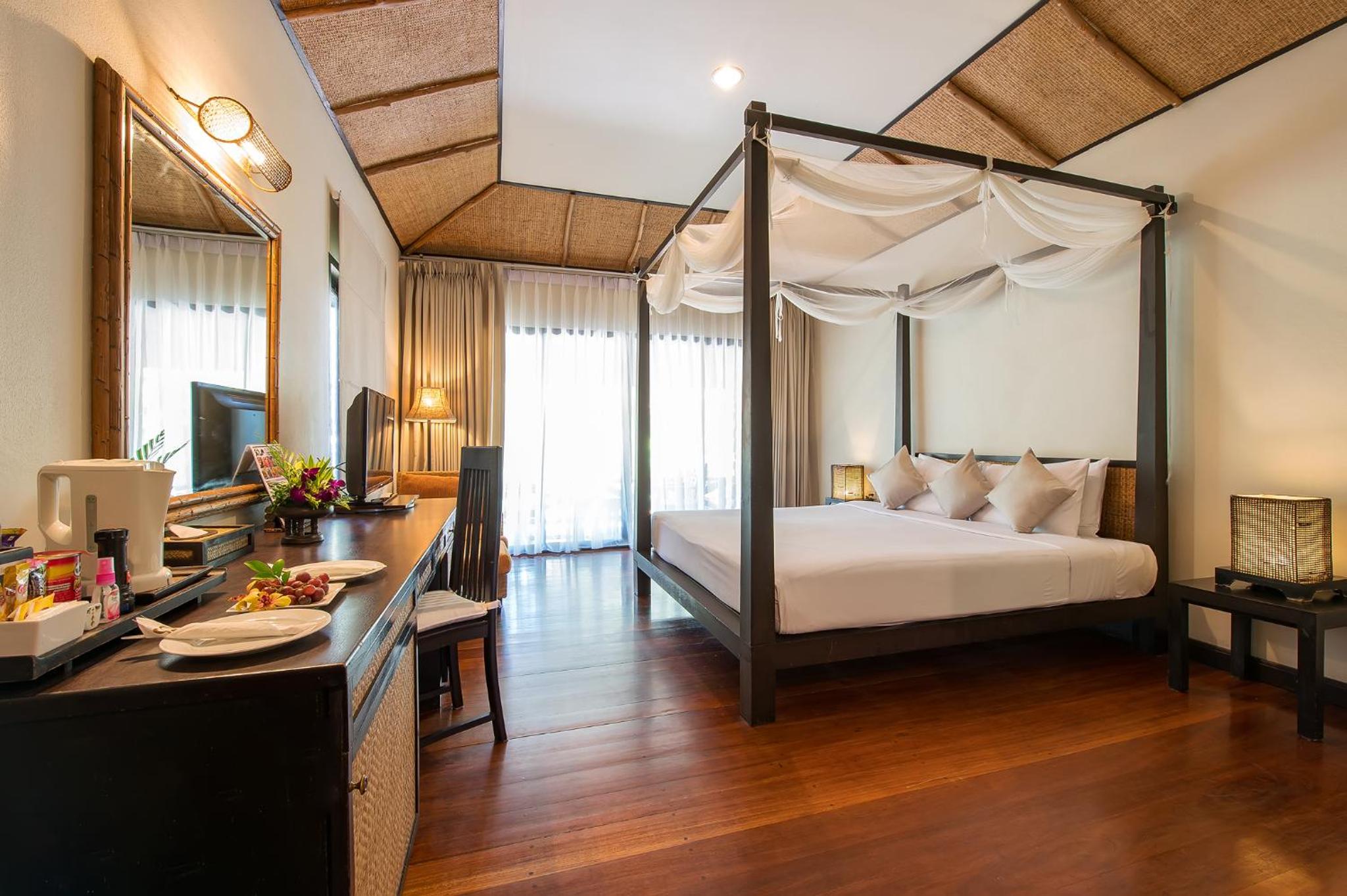 Deluxe Room - Photo 1