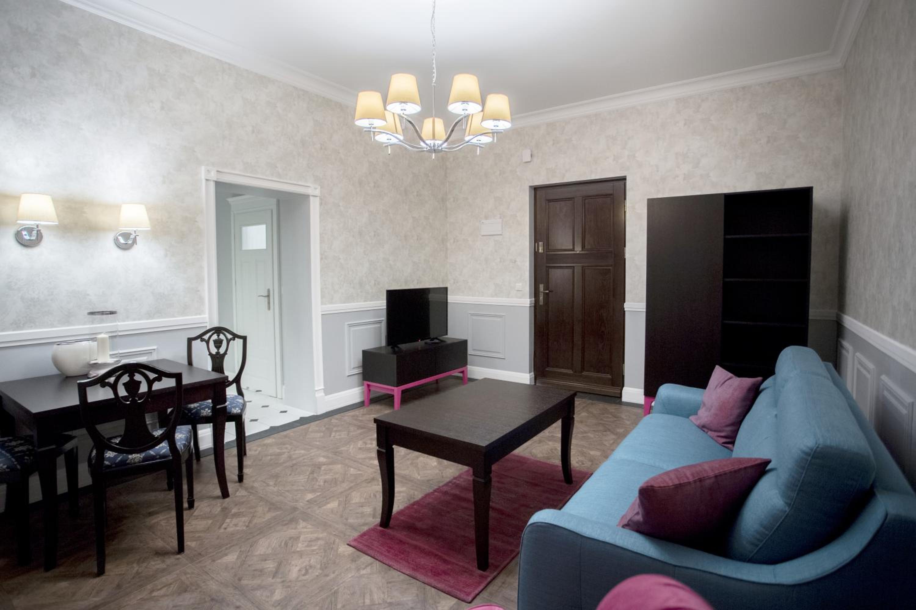 Apartment - Photo 1