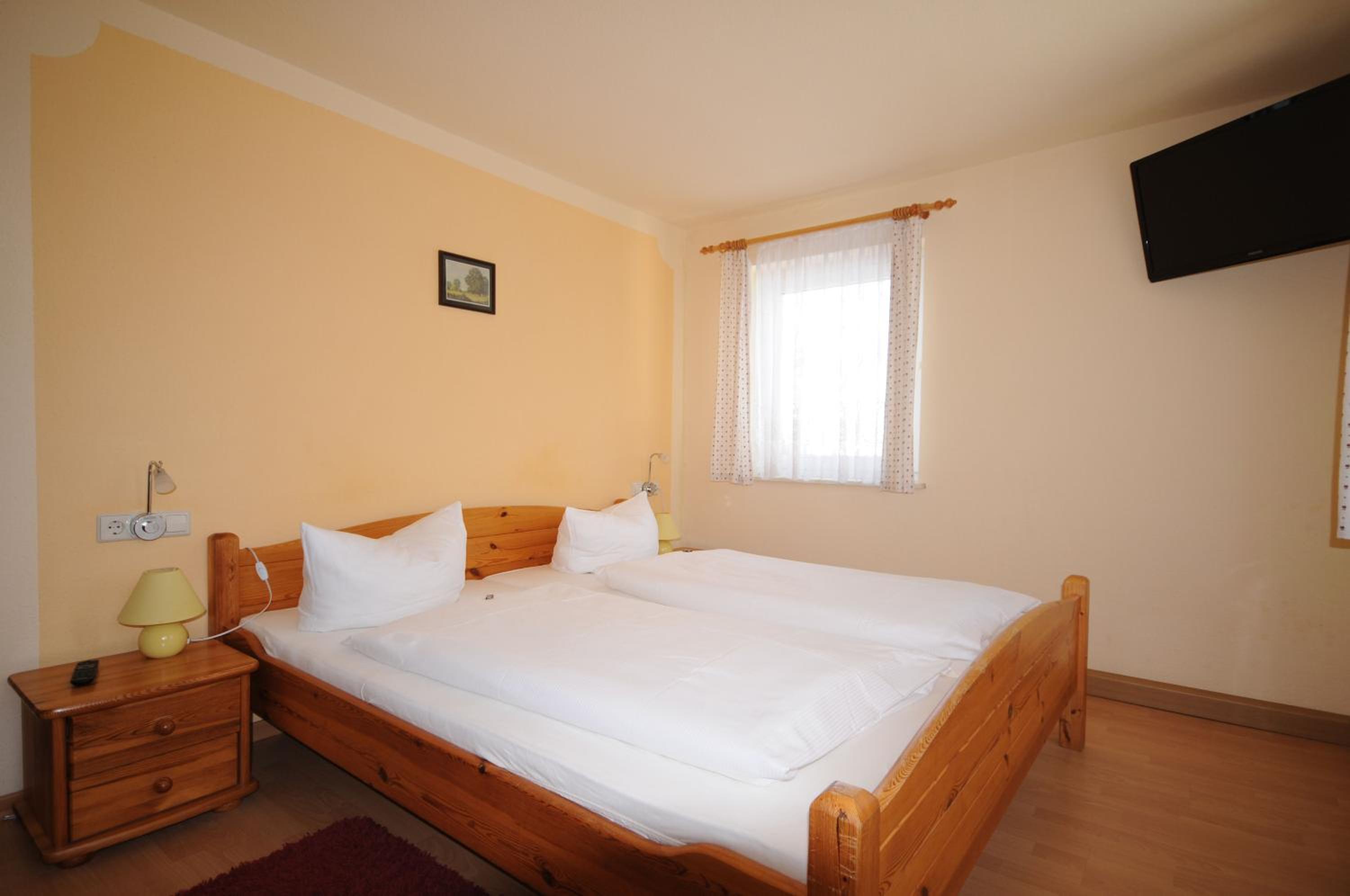 Small Double Room photo 3