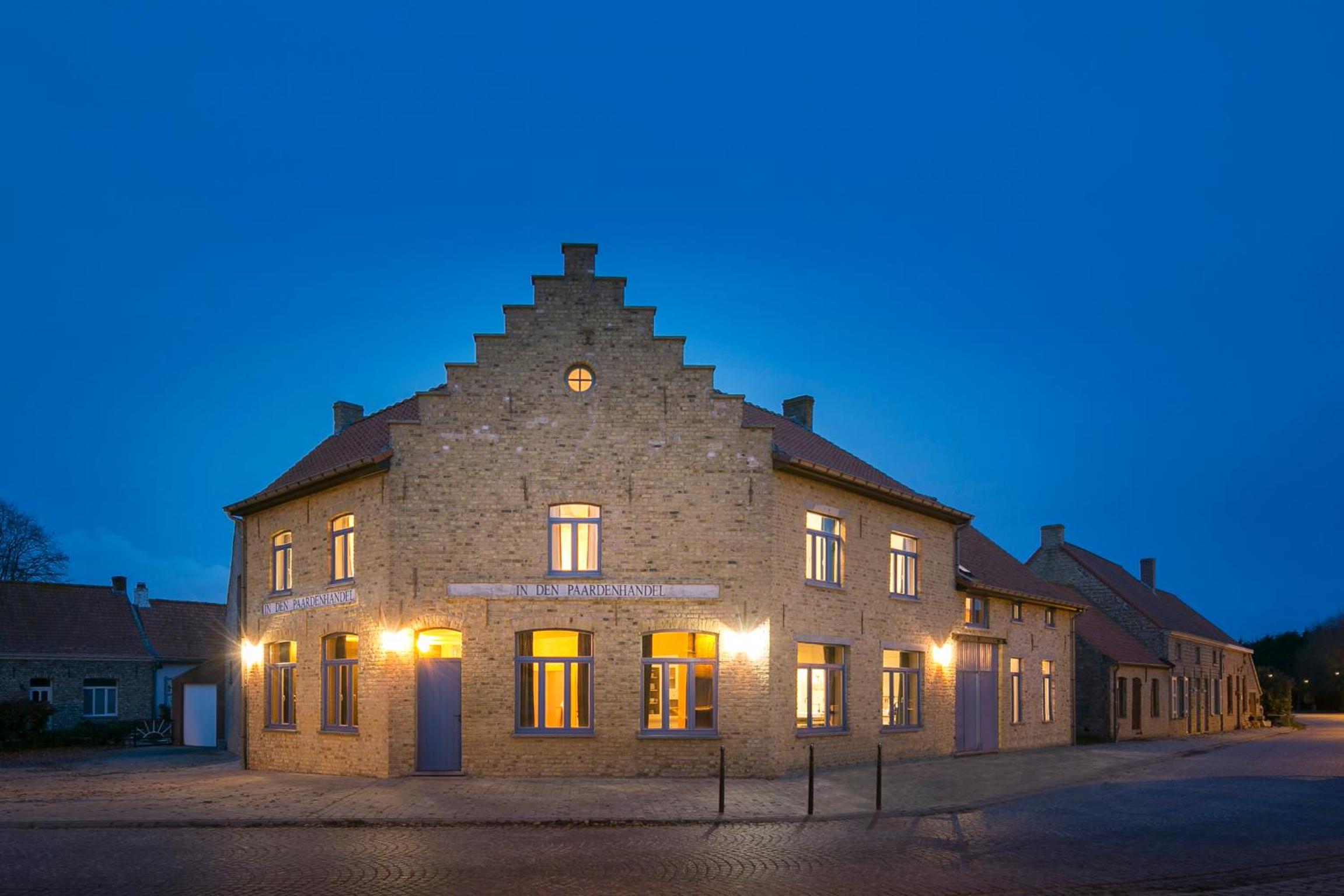 Villa photo 1