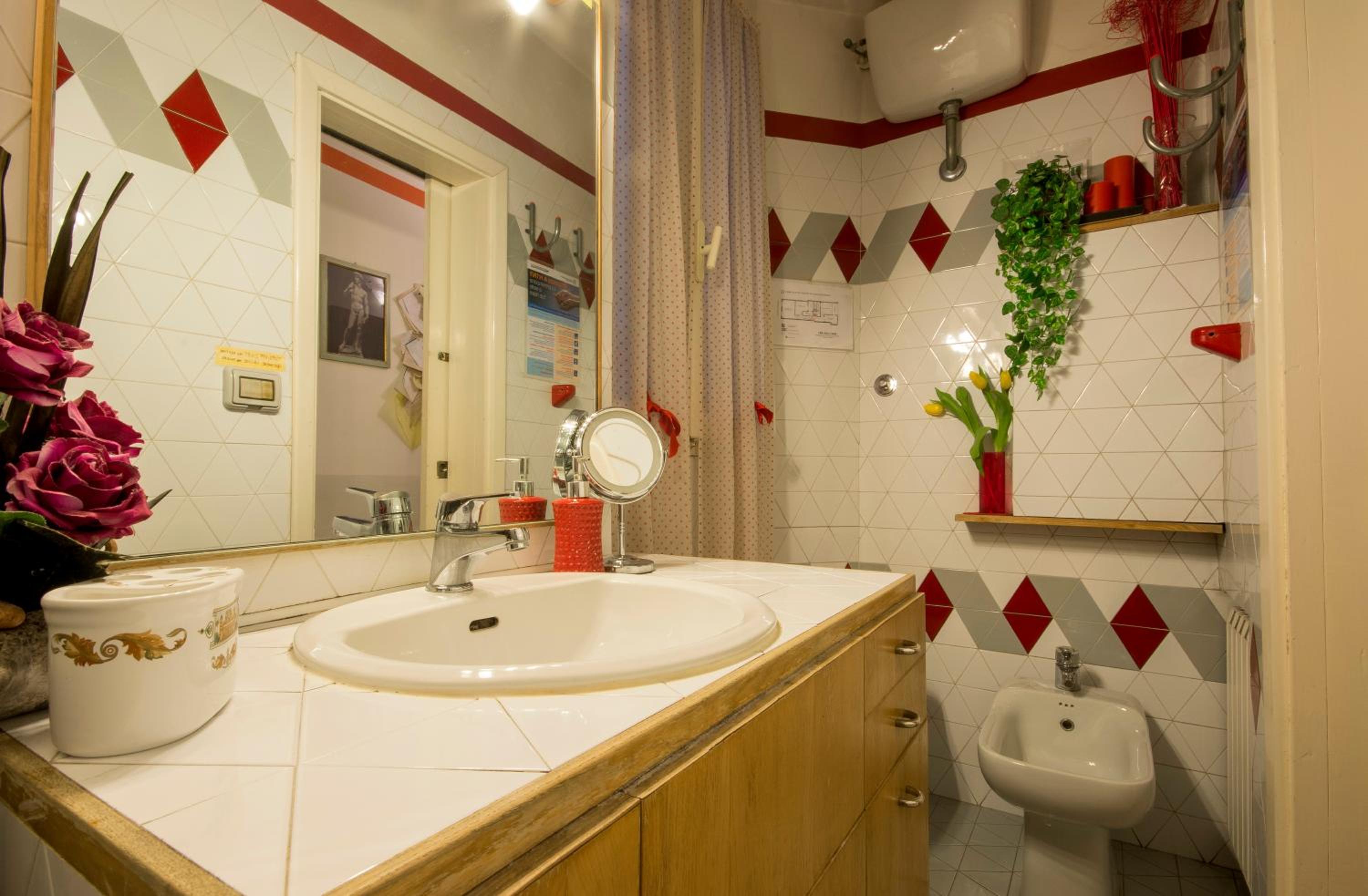 Double Room with Private External Bathroom photo 2