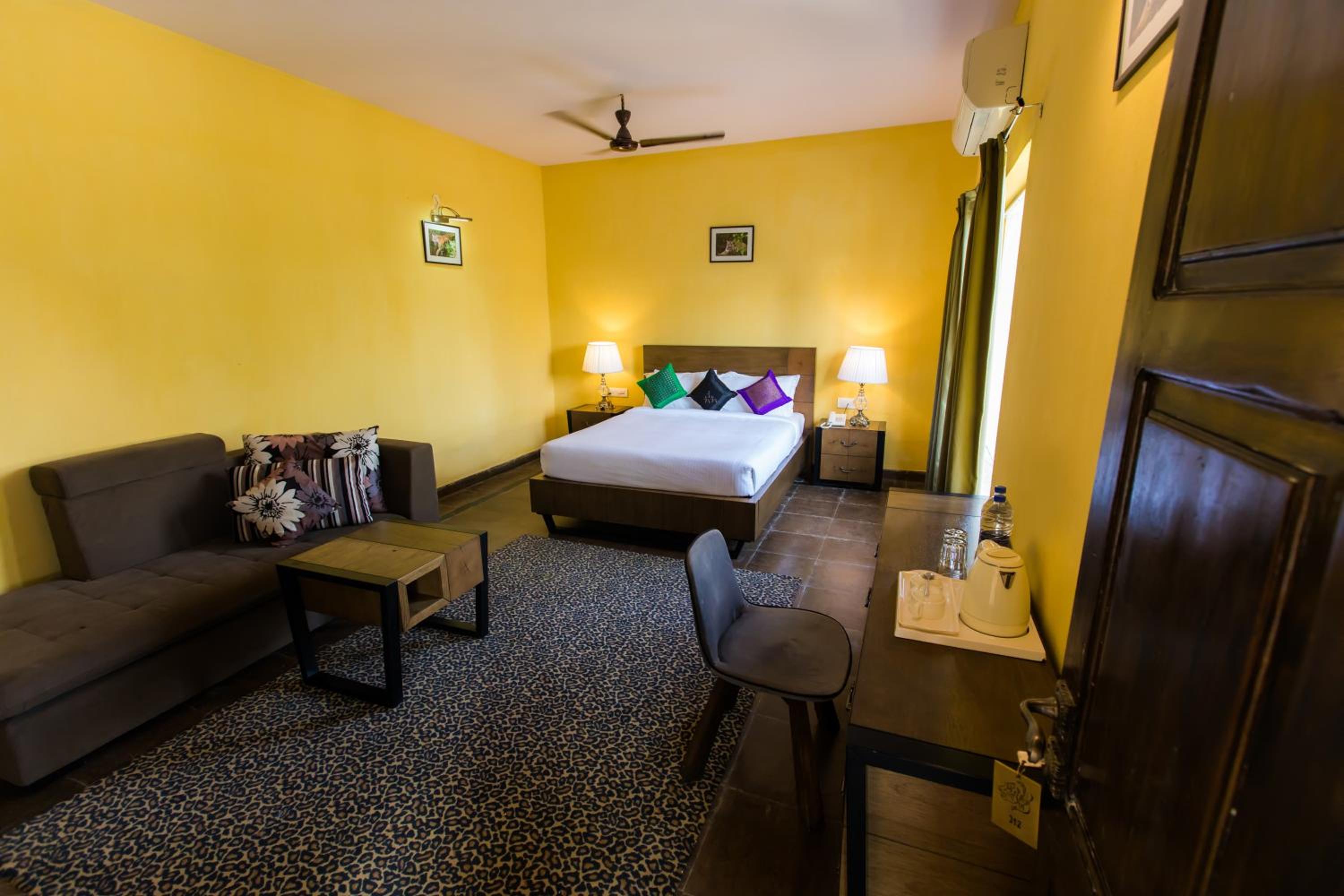 Deluxe Double Room photo 2