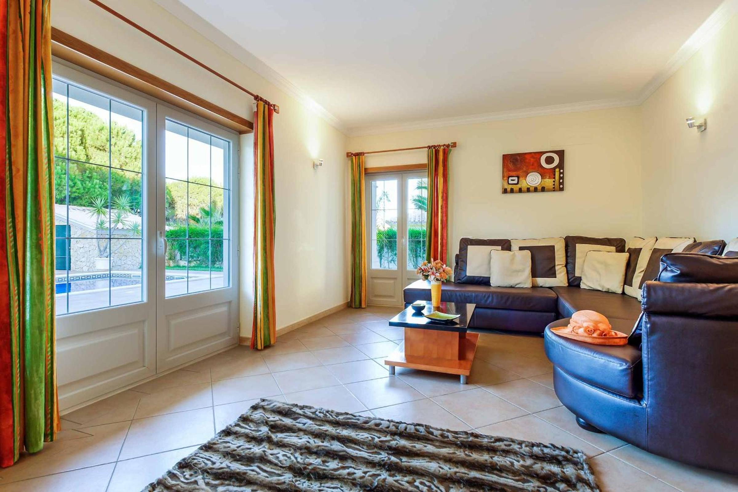 Villa photo 1
