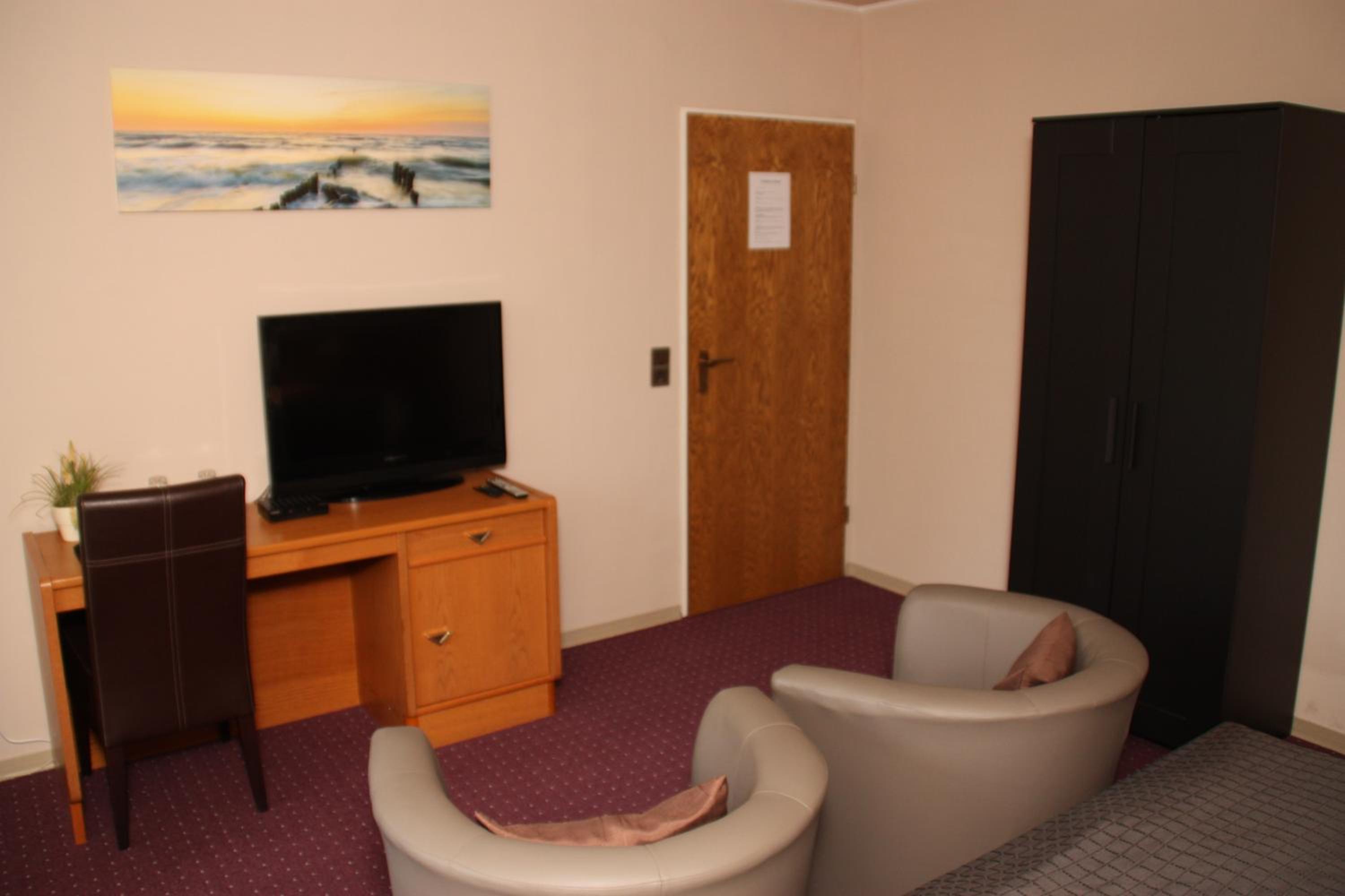 Double Room with Balcony photo 2