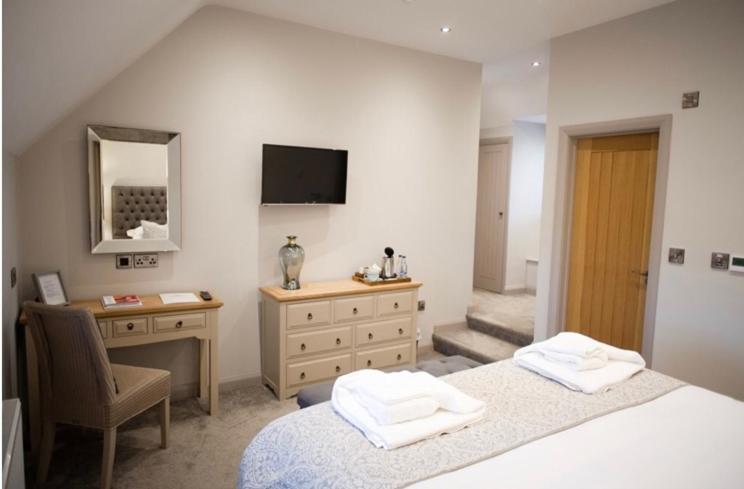Deluxe King Room photo 3