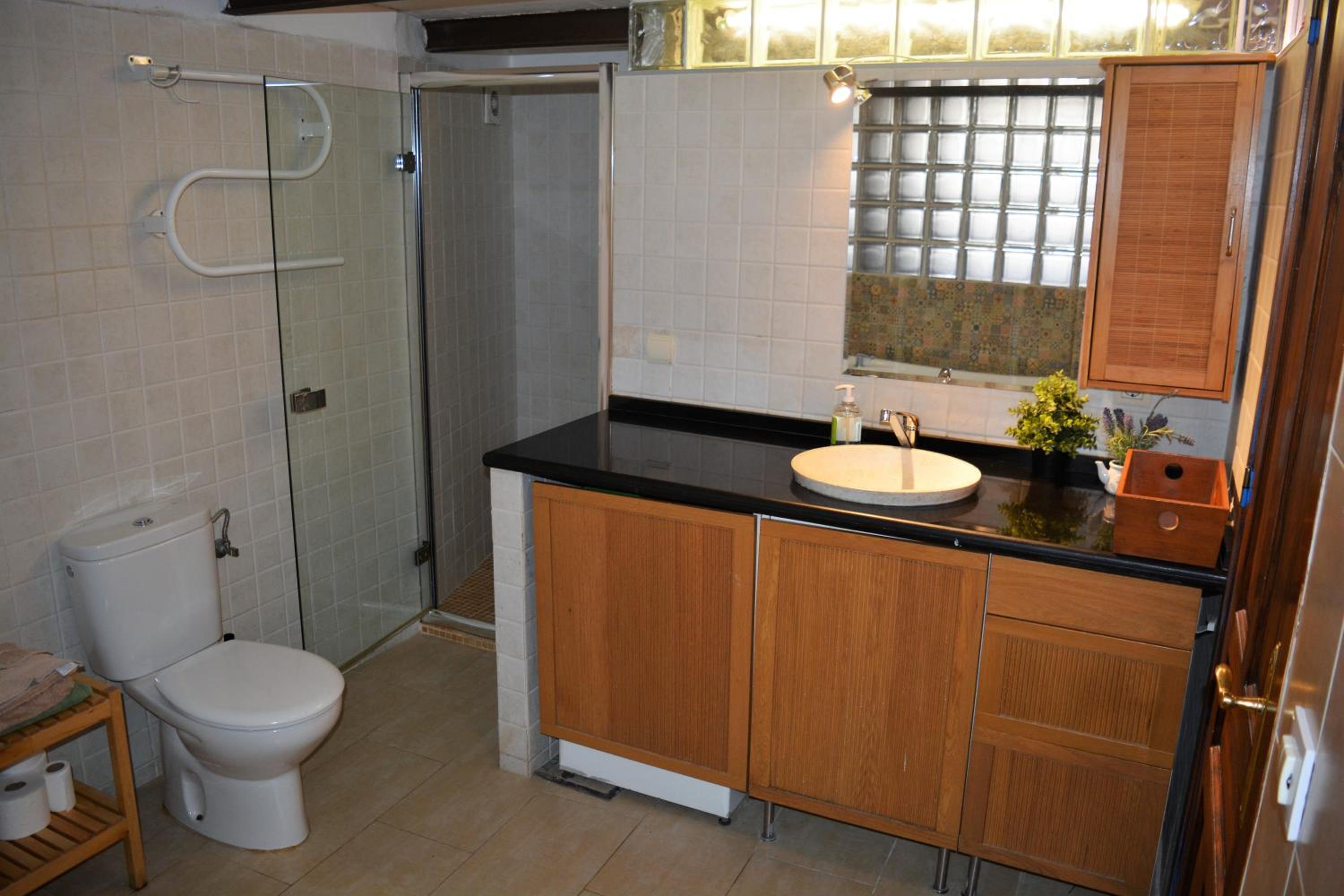 Two-Bedroom Apartment - Photo 6