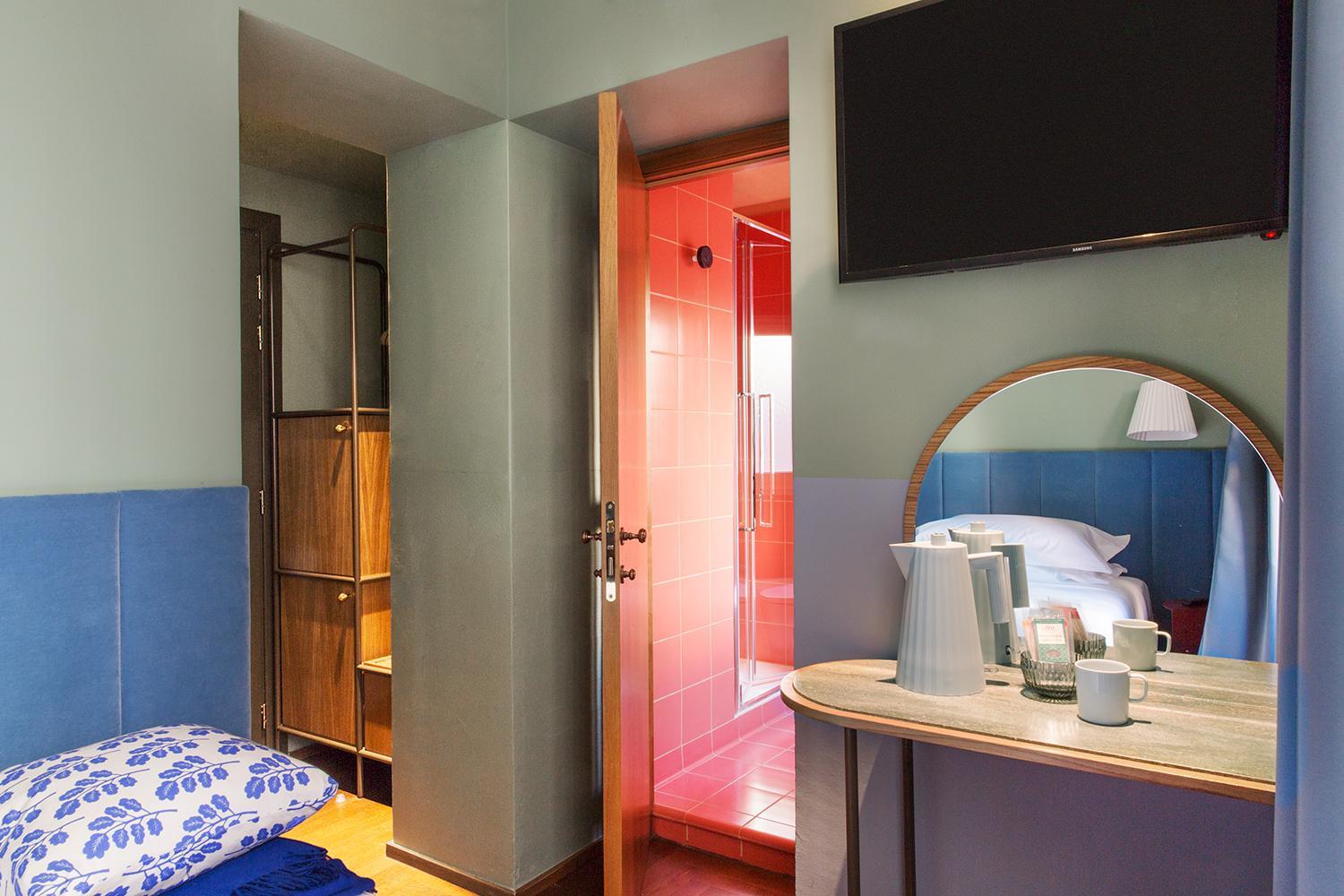 Single Room photo 3