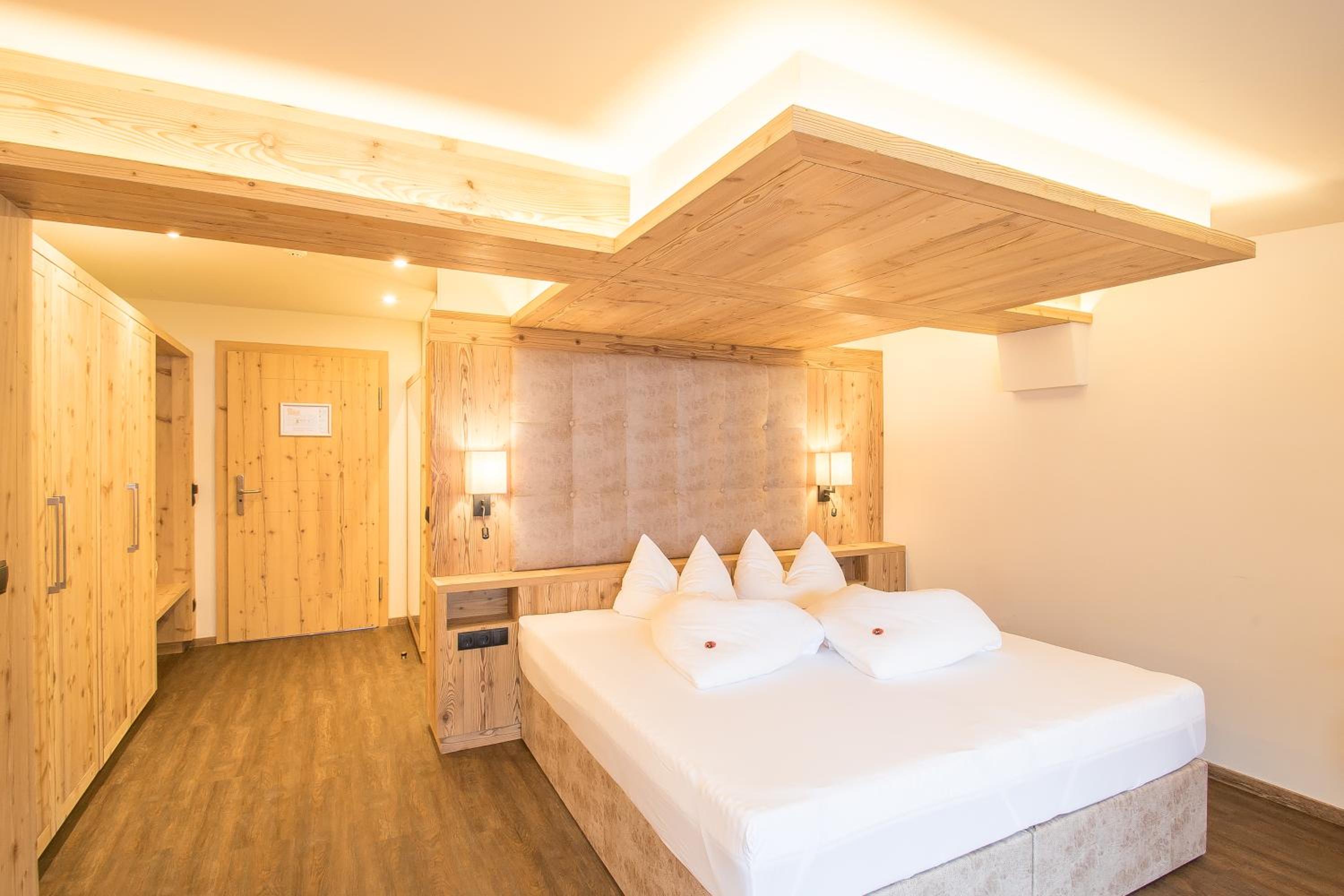 Superior Double Room - Photo 1