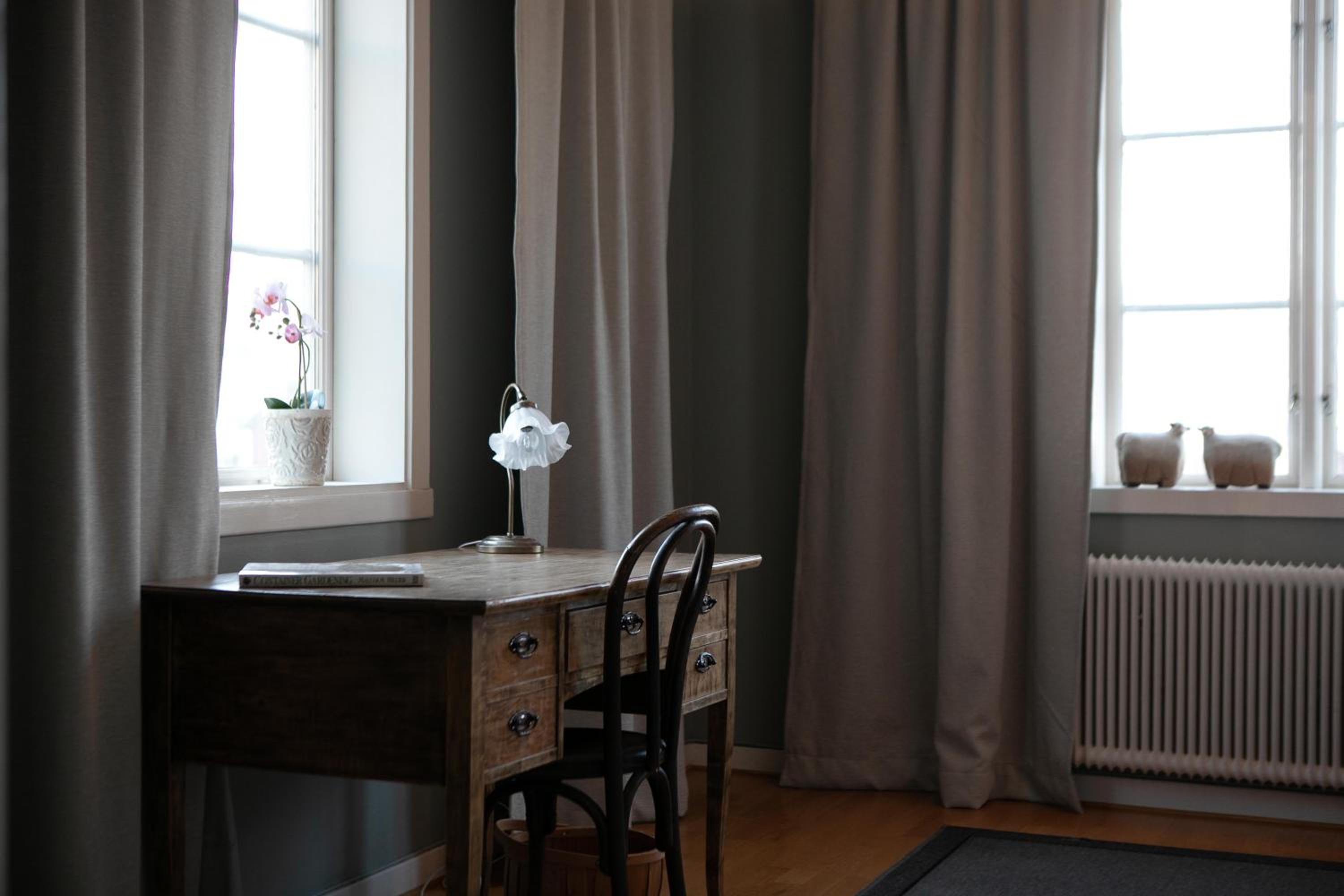 Budget Double Room - Photo 2