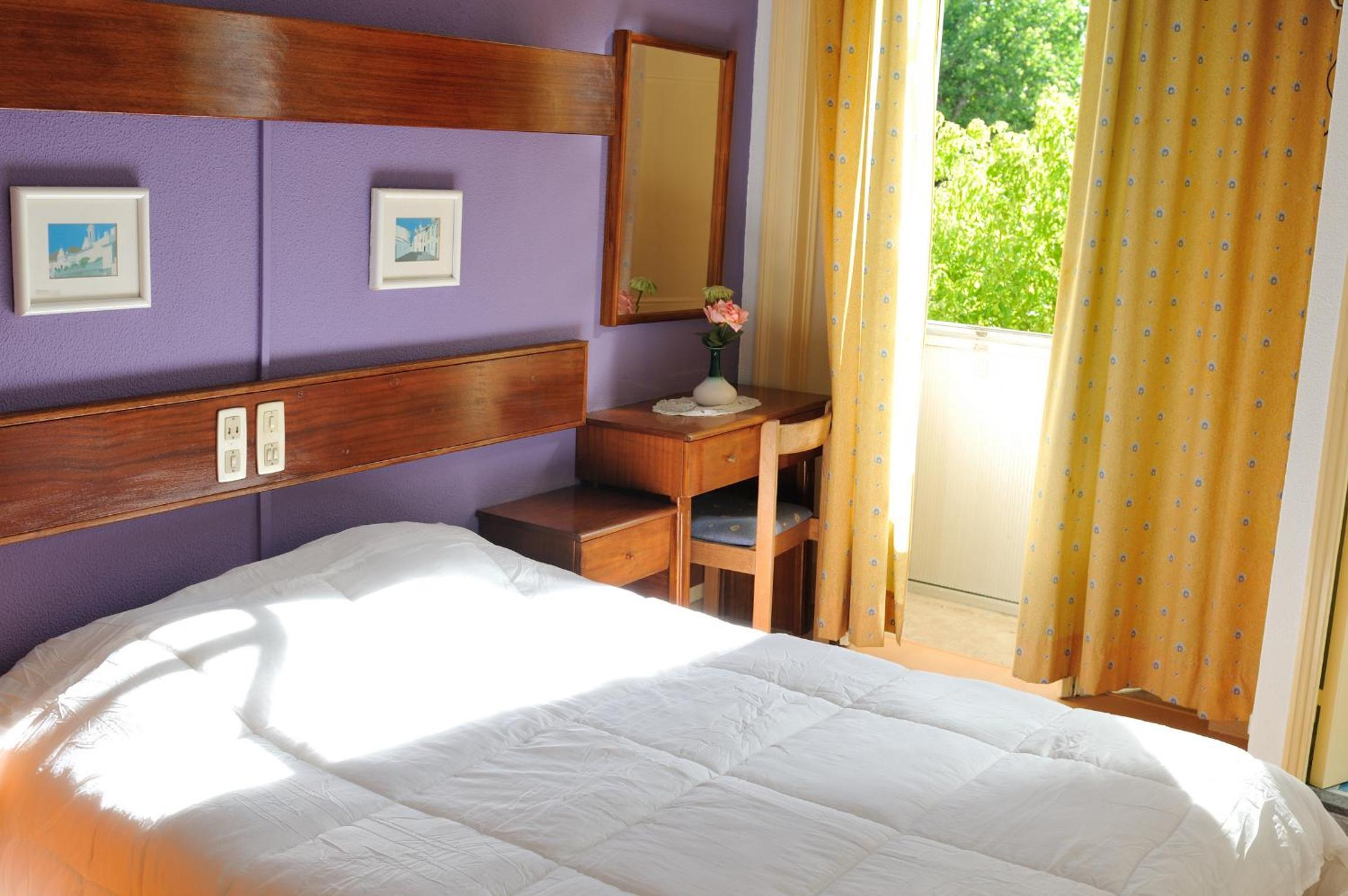Double Room - Photo 2