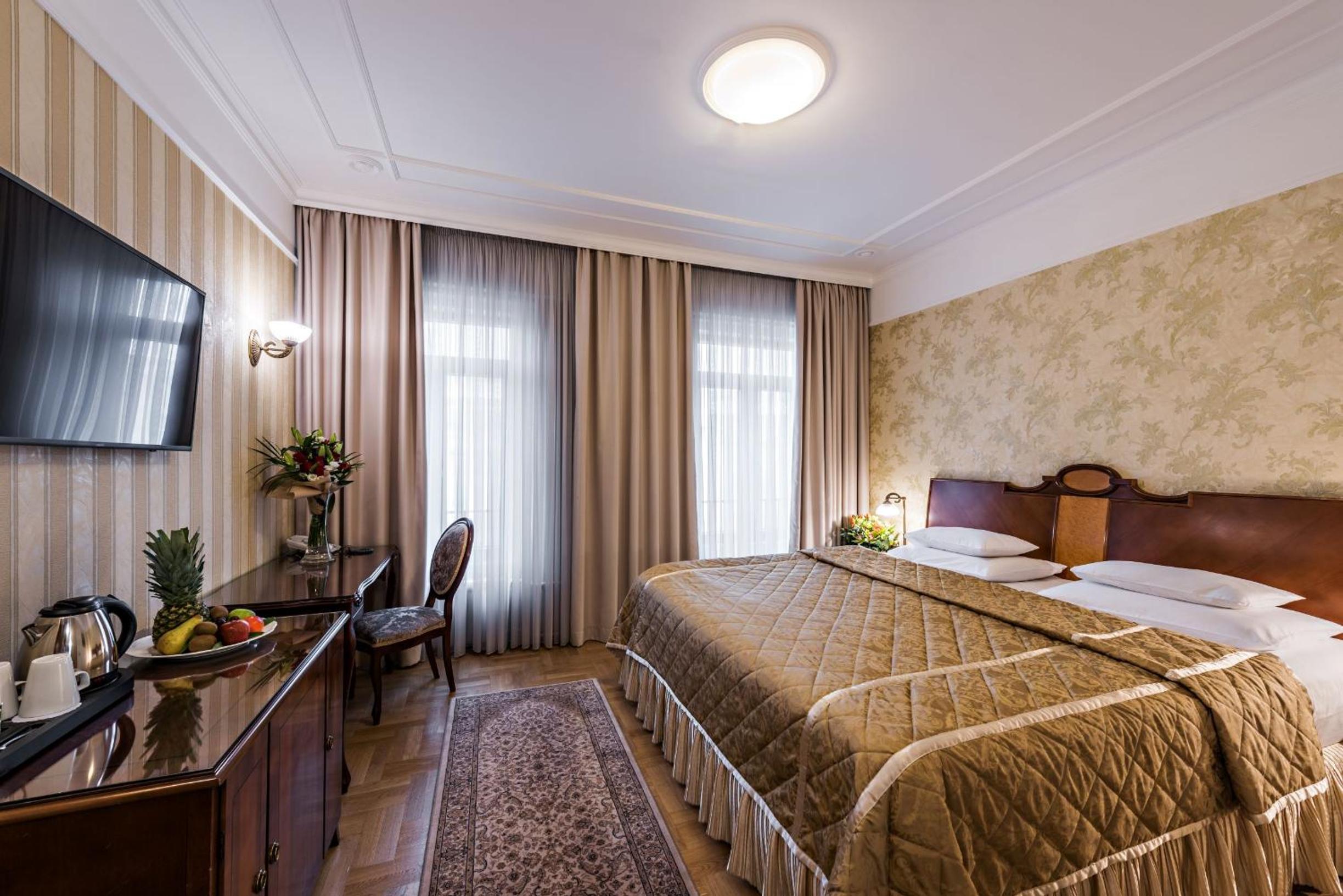 Standard Double Room 