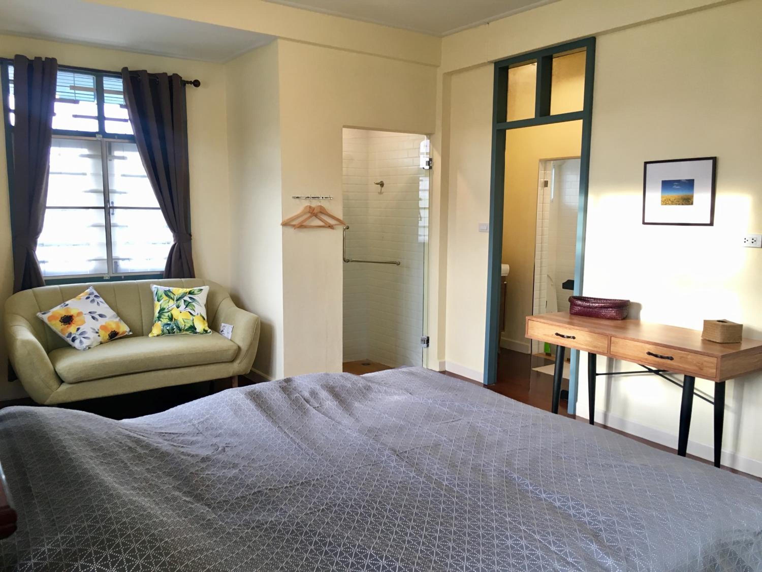 Three-Bedroom House photo 1