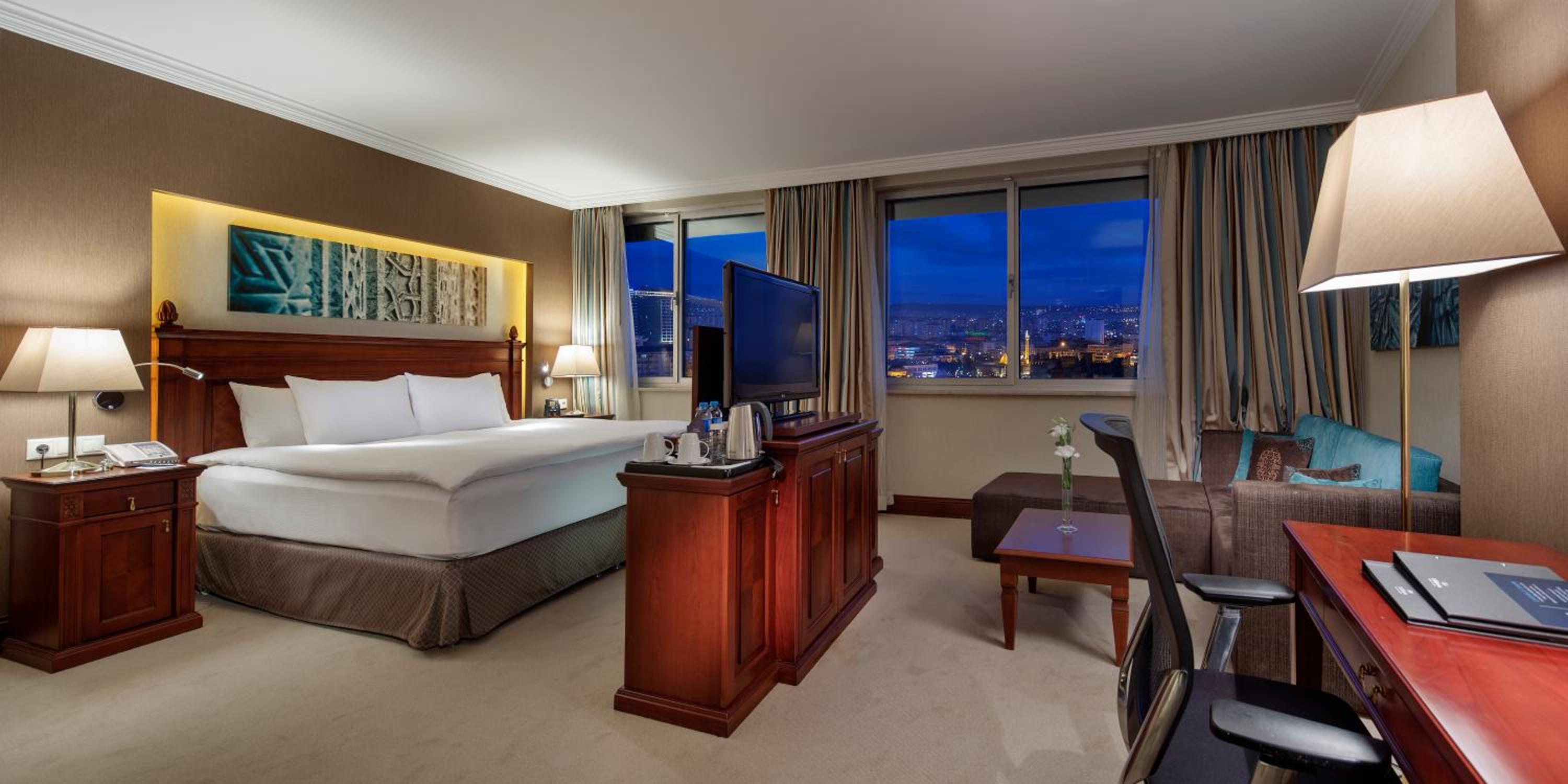 Executive King Room - Photo 4