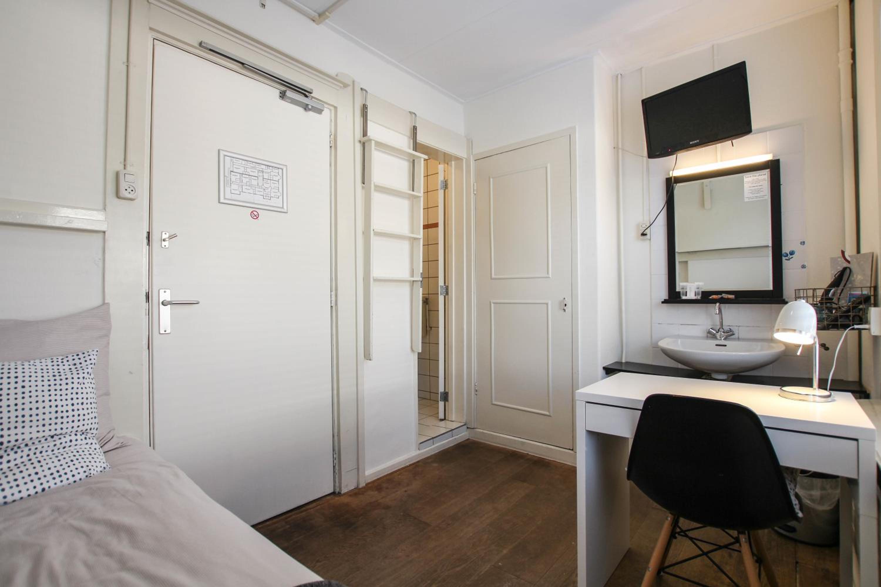 Standard Single Room photo 3