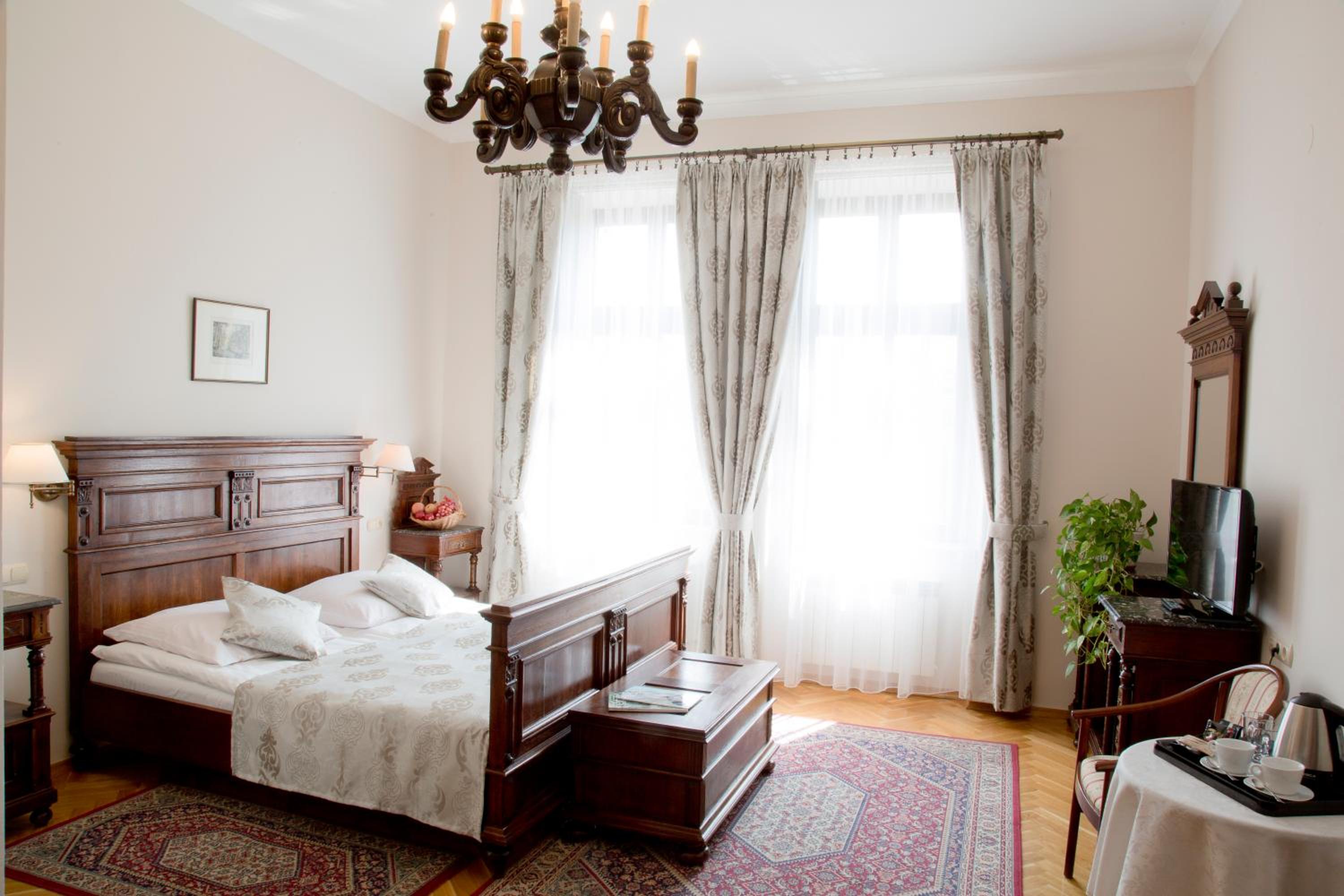 Double Room - Photo 2