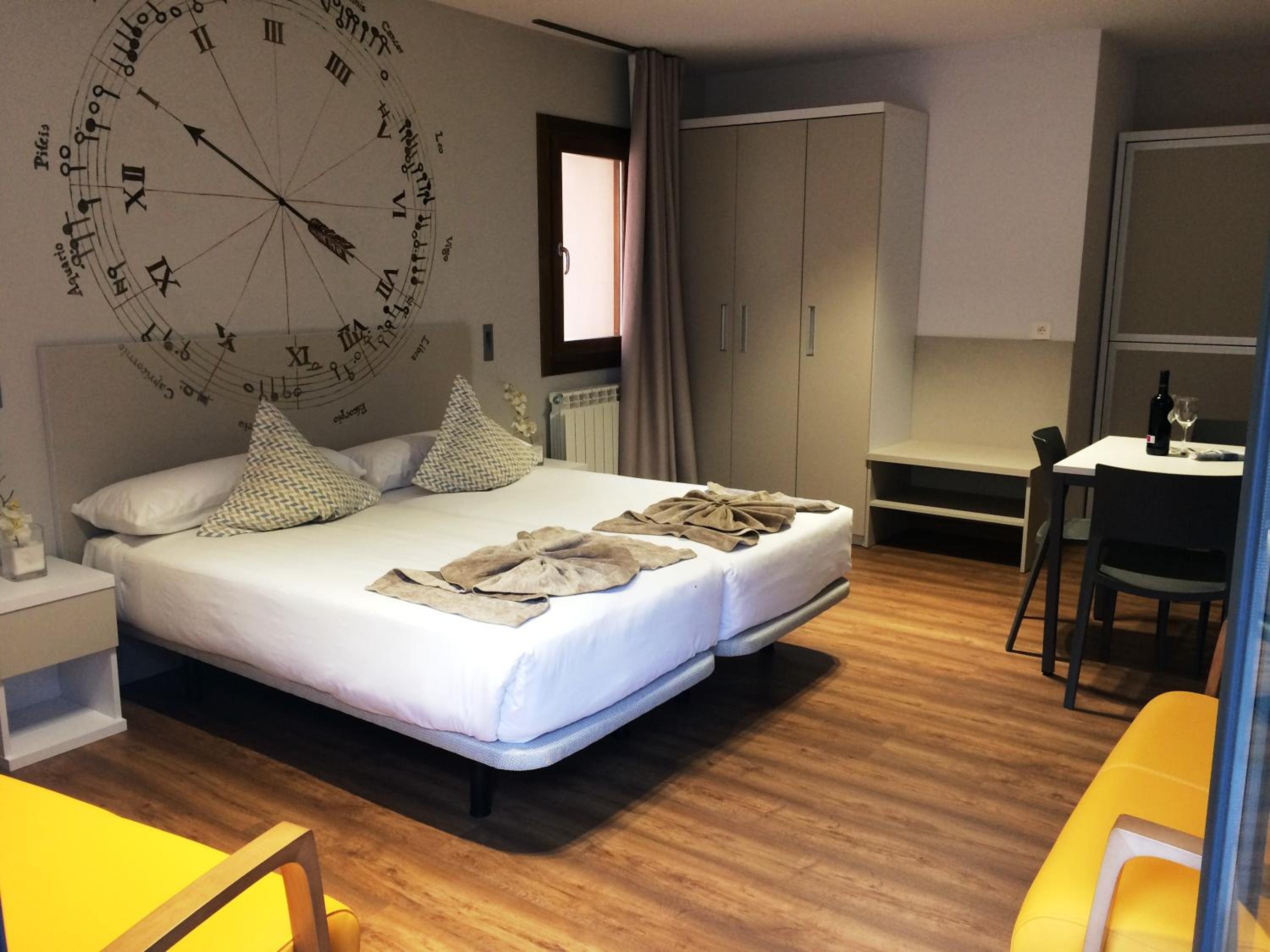 Standard Apartment (2 Adults + 2 Children) - Photo 1