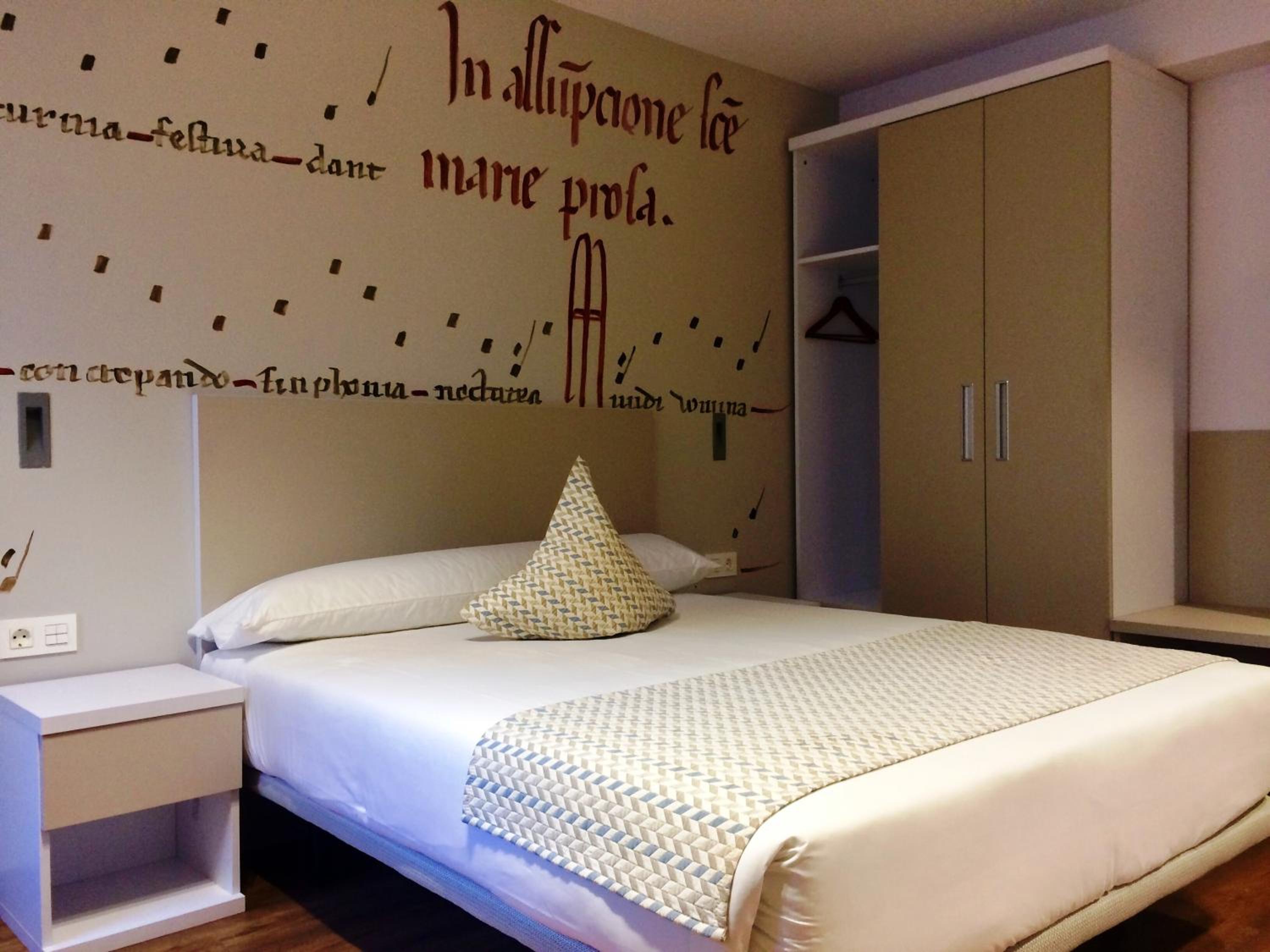 Studio Apartment (2 Adults) - Photo 6