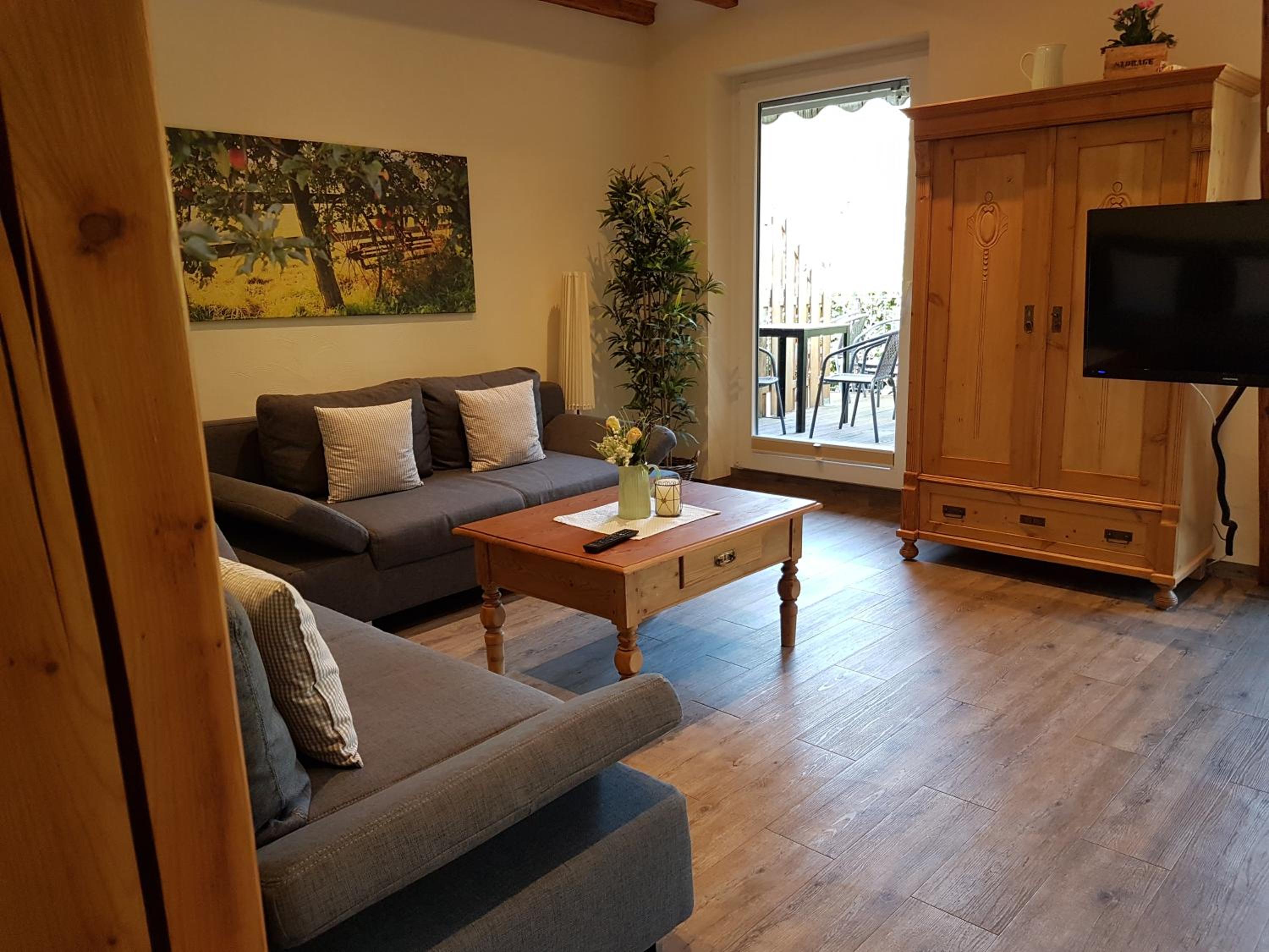 One-Bedroom Apartment with Garden View photo 1