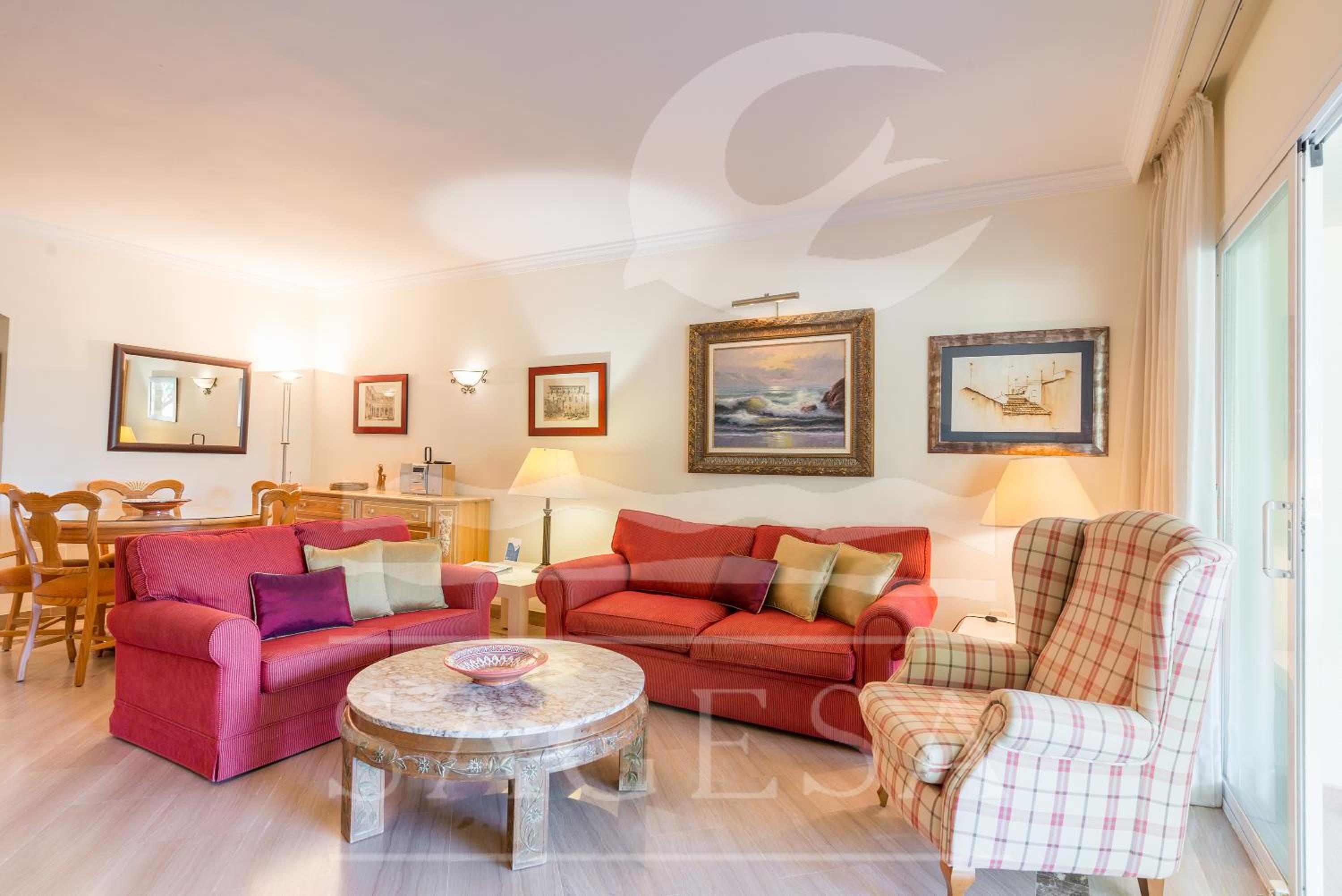 Apartamento de Dos Dormitorios (2 - 5 Adultos)