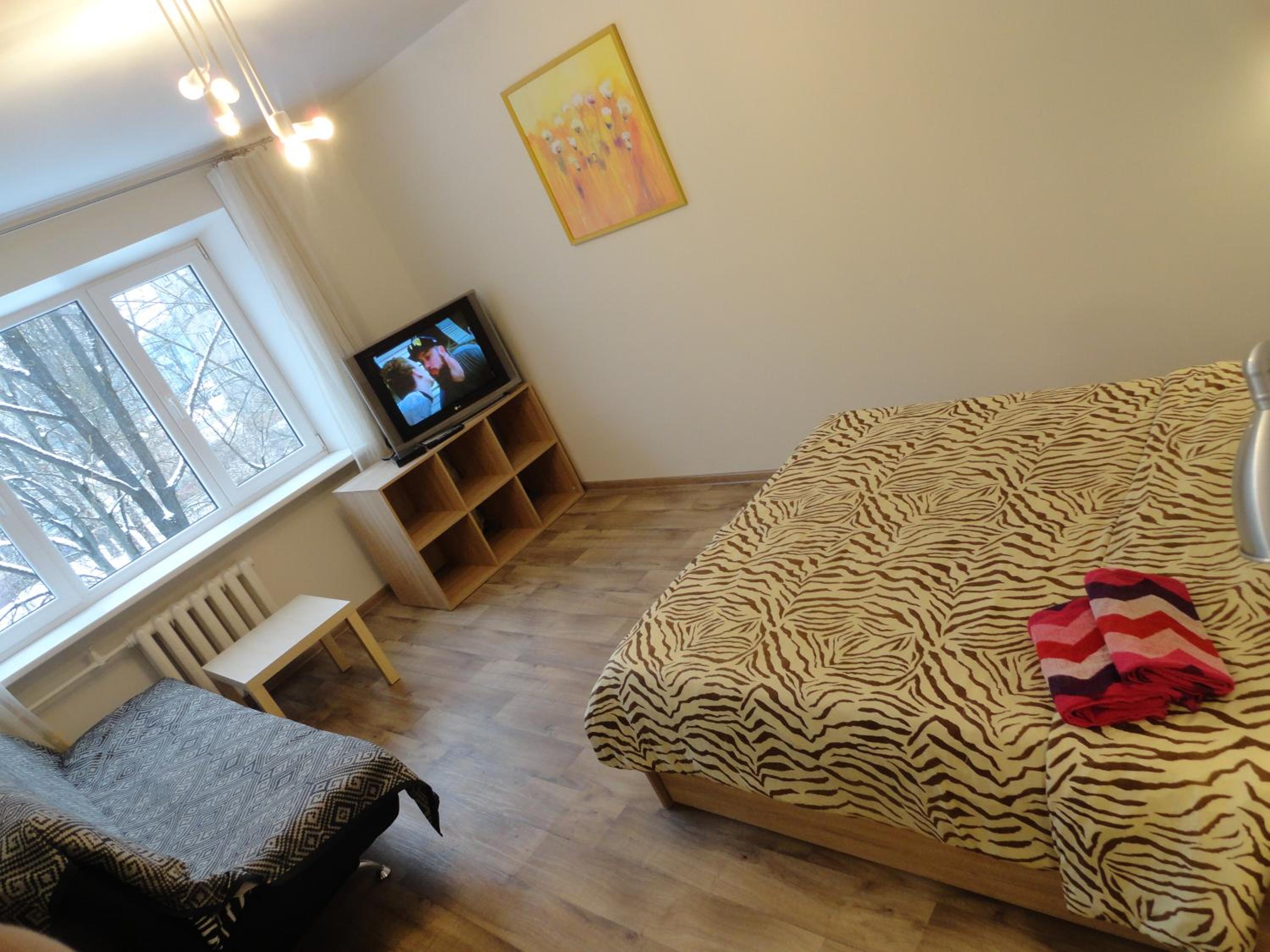 One-Bedroom Apartment - Photo 1