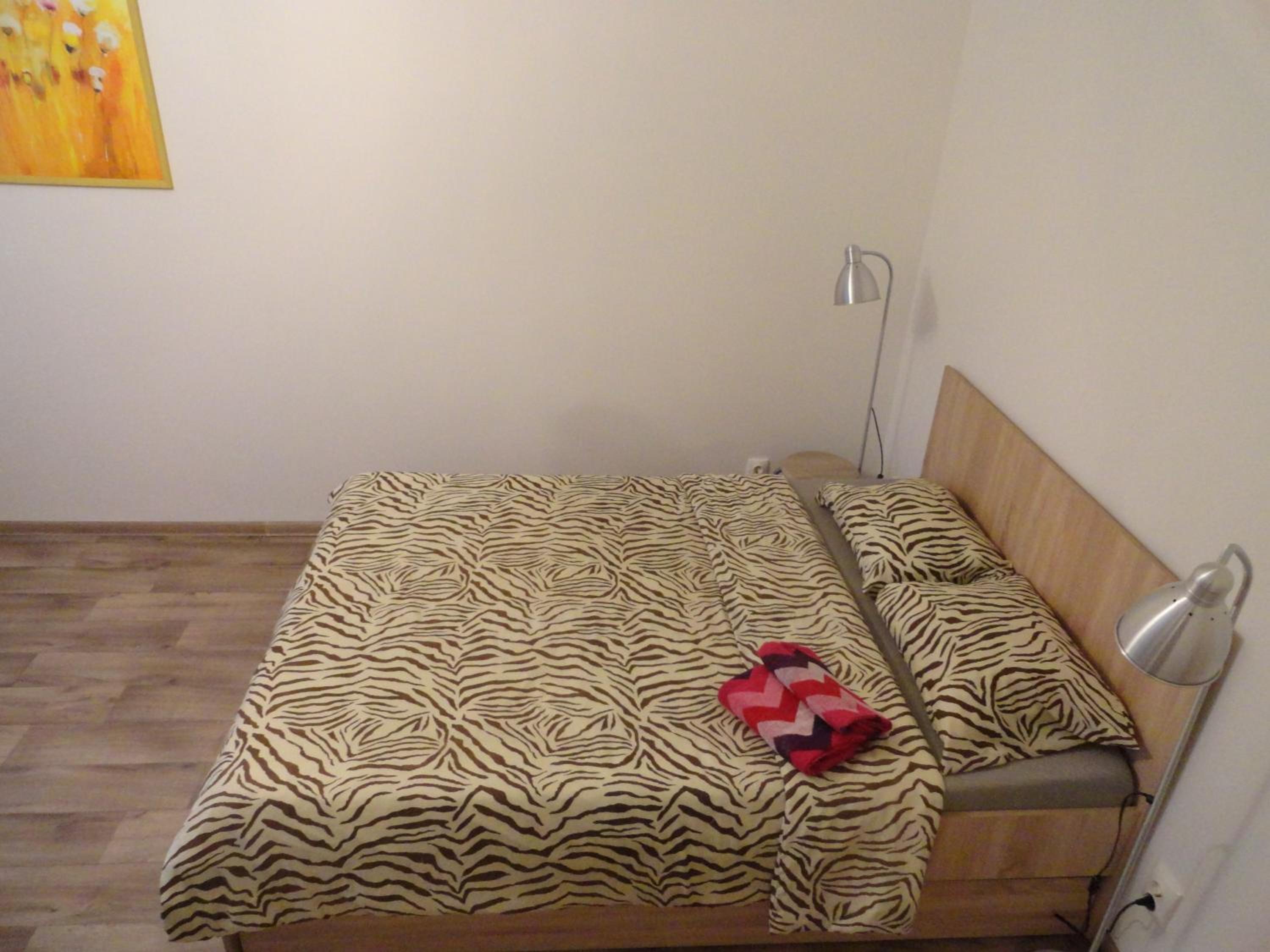One-Bedroom Apartment - Photo 18
