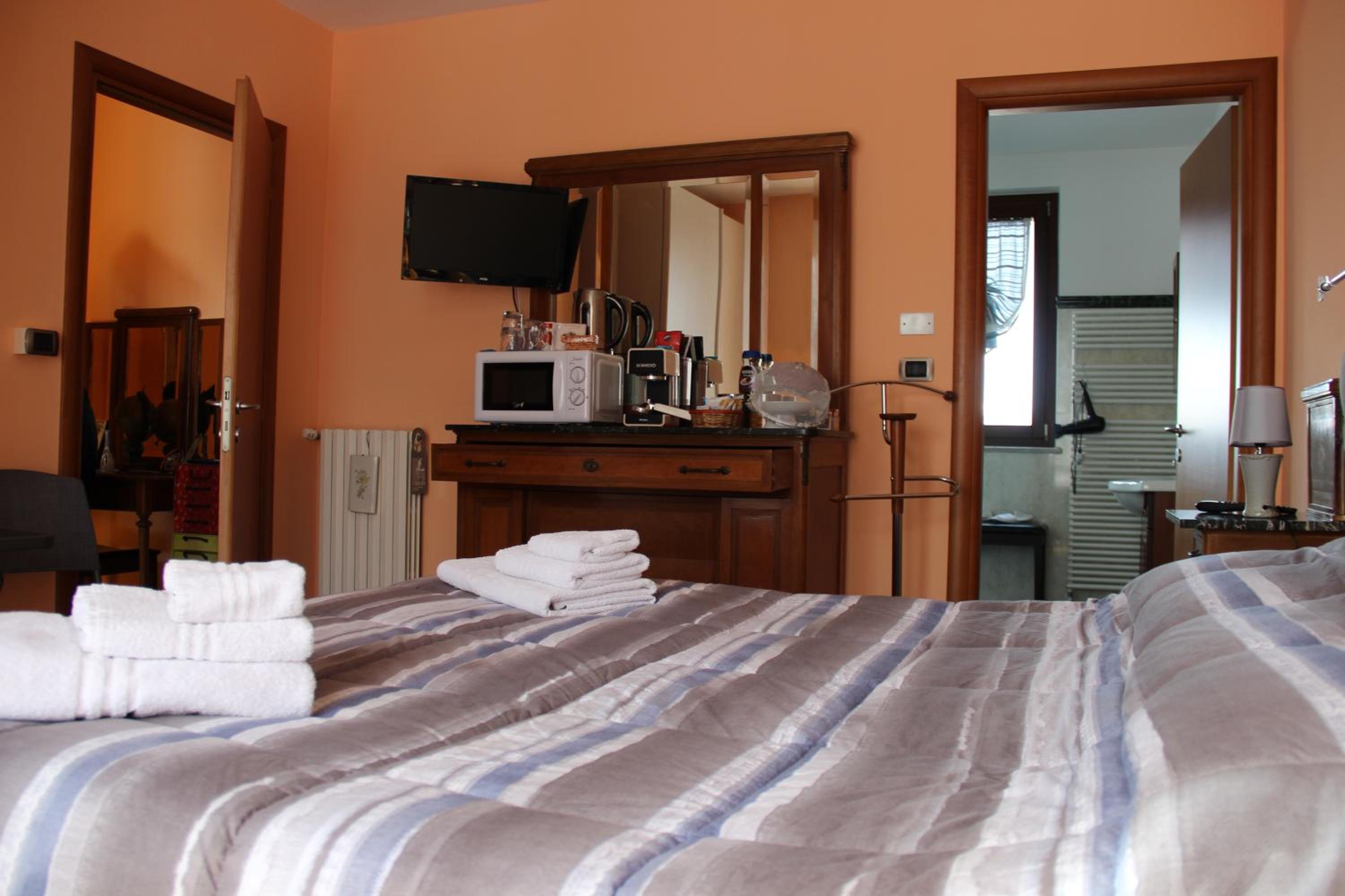 Deluxe Double Room - Photo 2