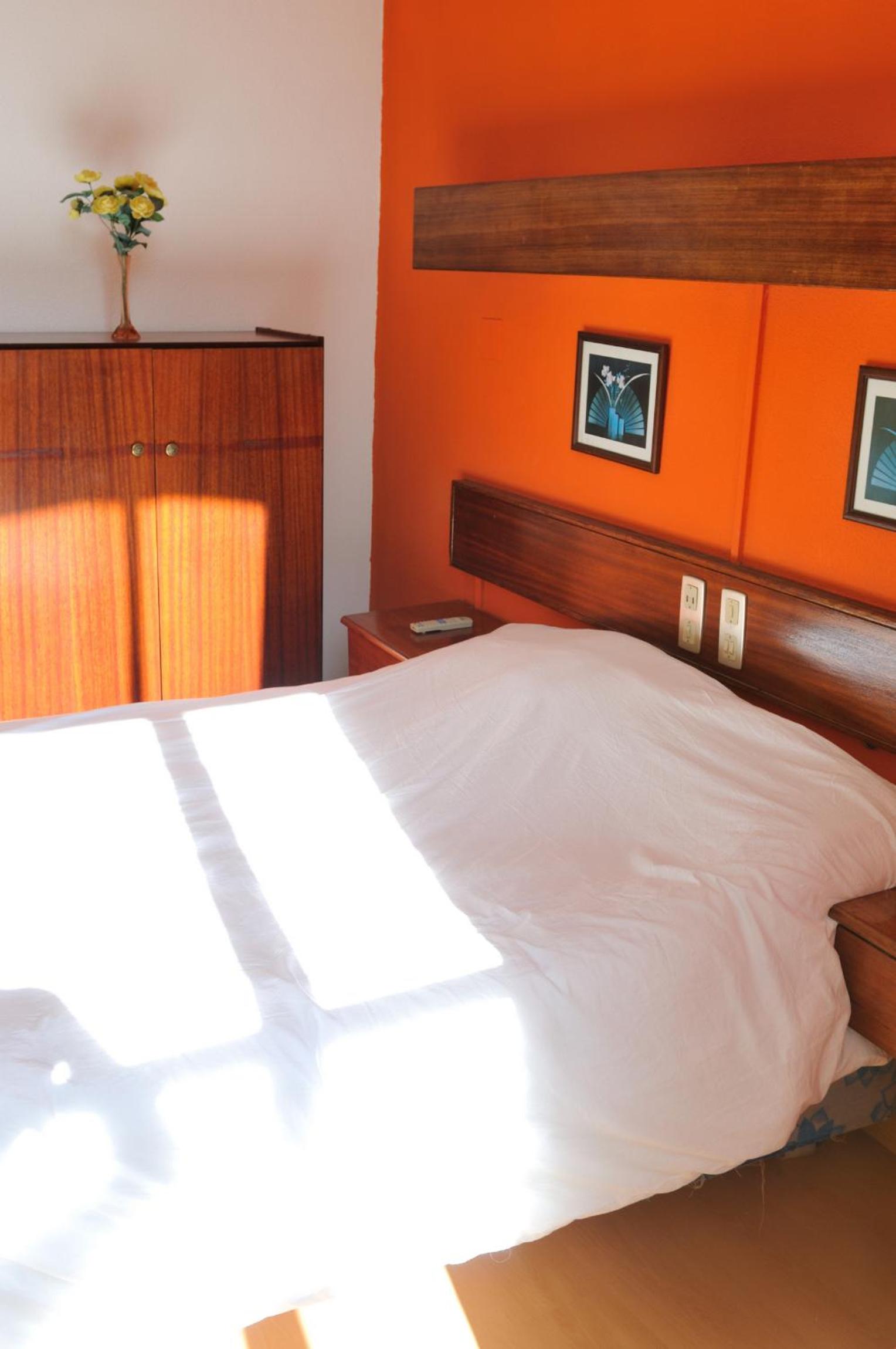 Double Room - Photo 7