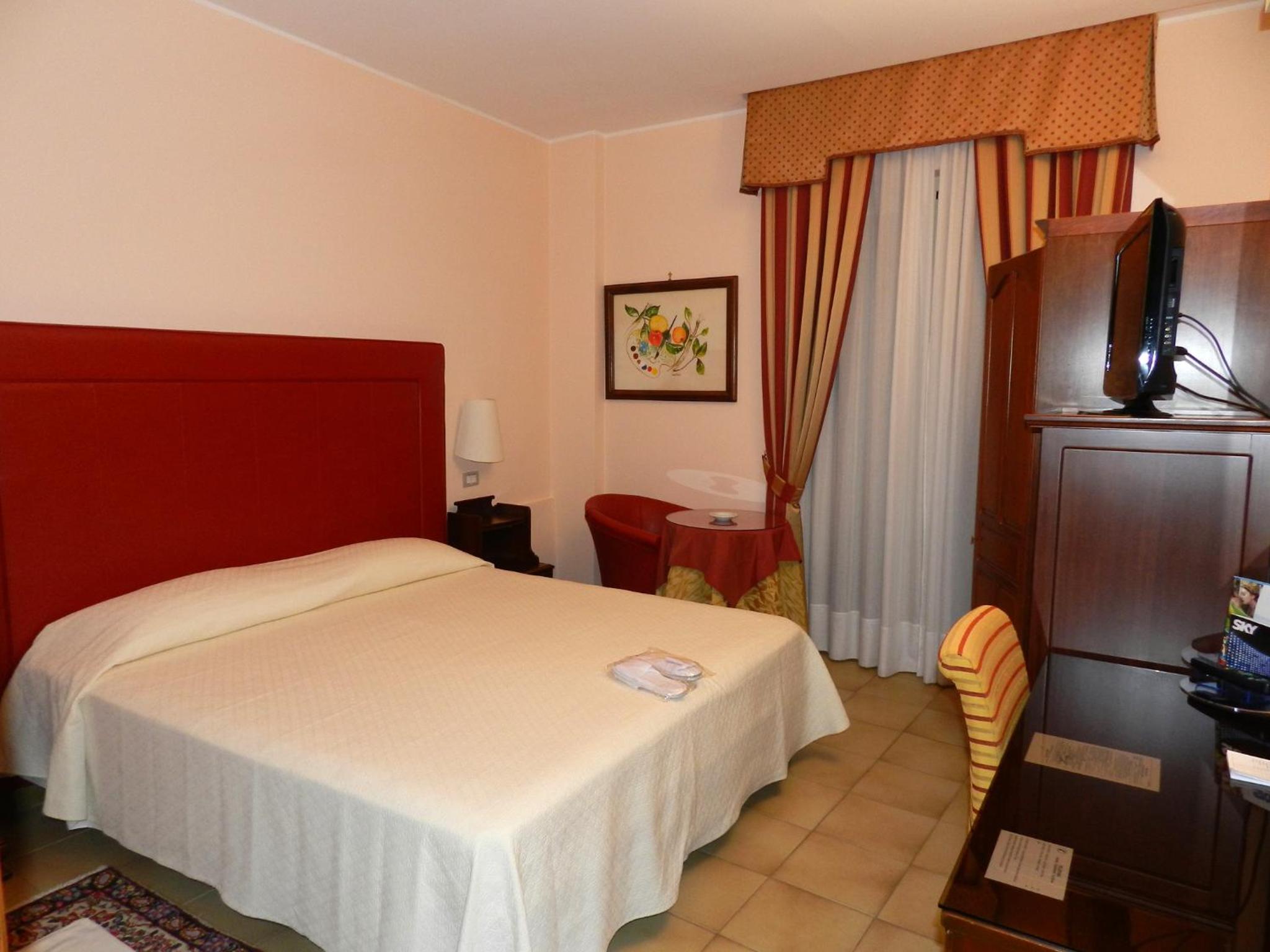 Standard Double Room photo 1