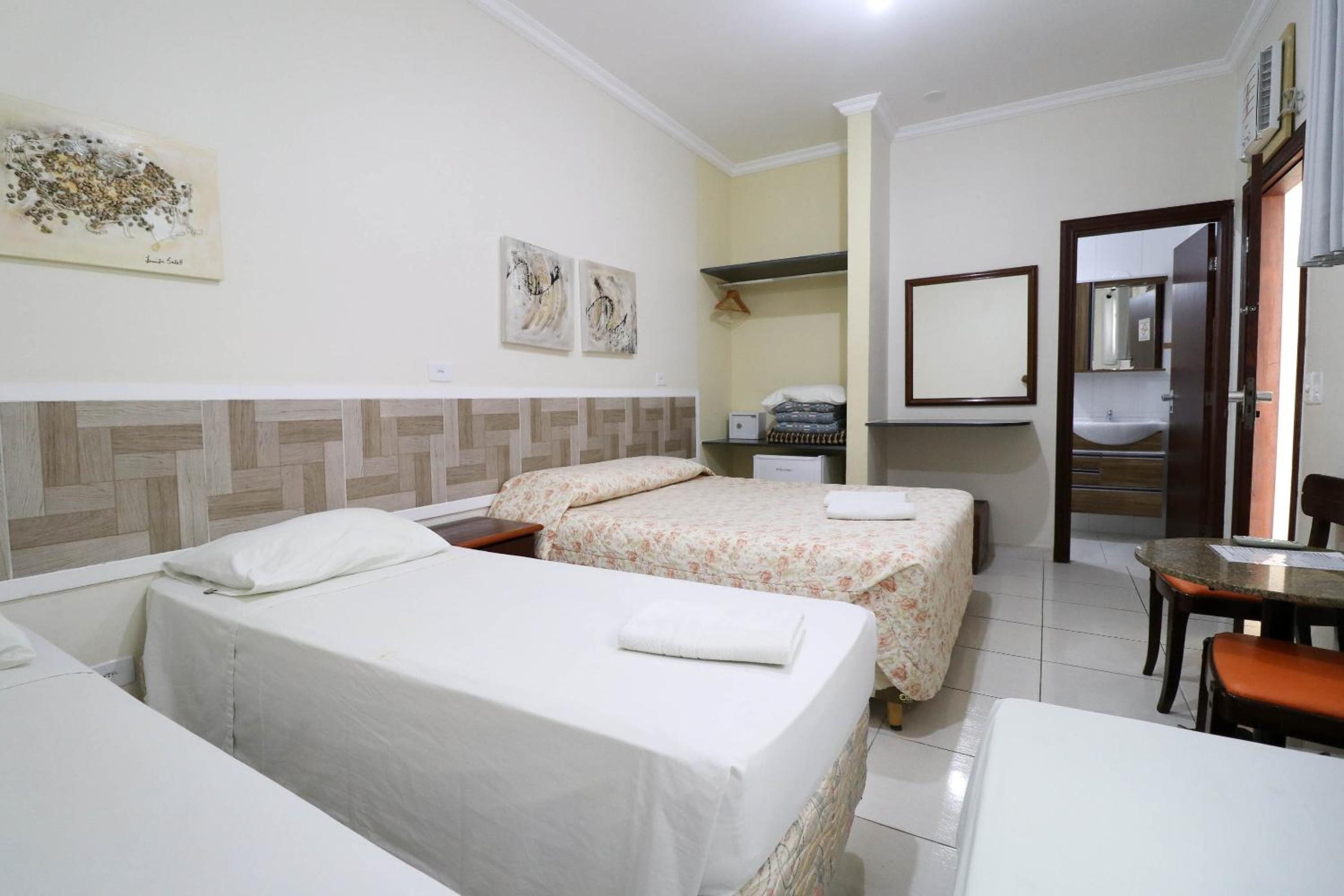 Standard Quadruple Room photo 2