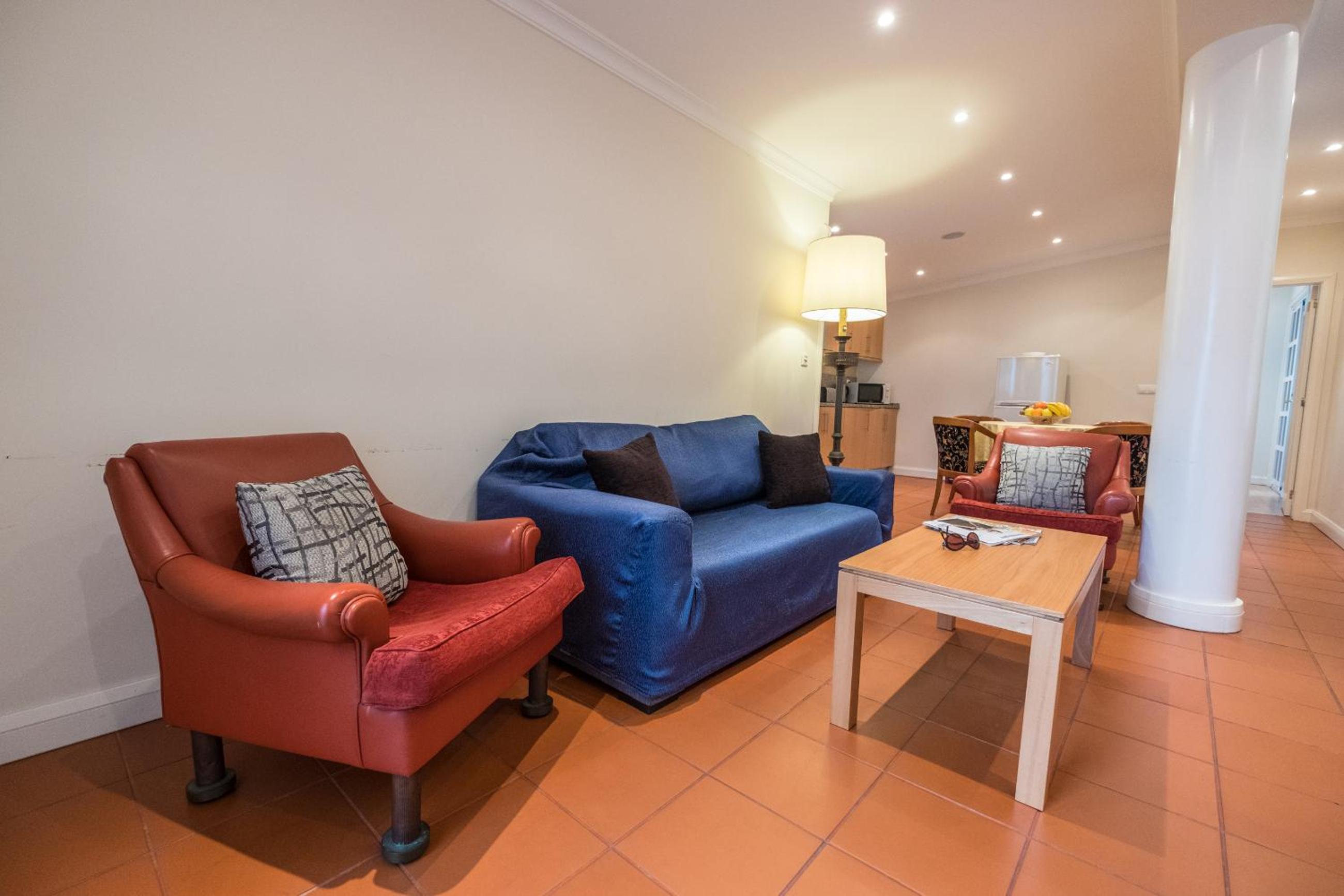 Two-Bedroom Apartment with Sea View - Photo 37