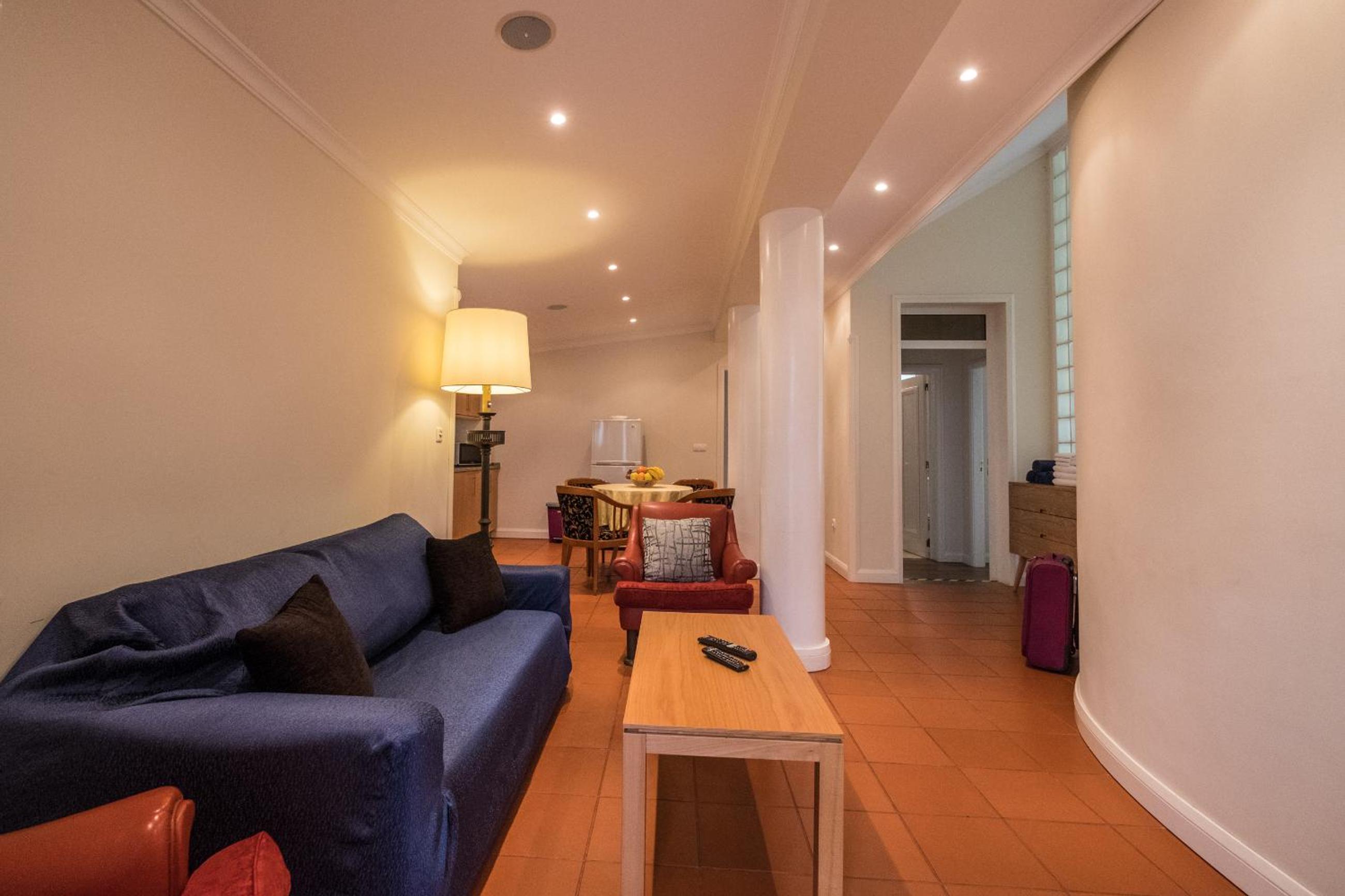 Two-Bedroom Apartment with Sea View - Photo 20