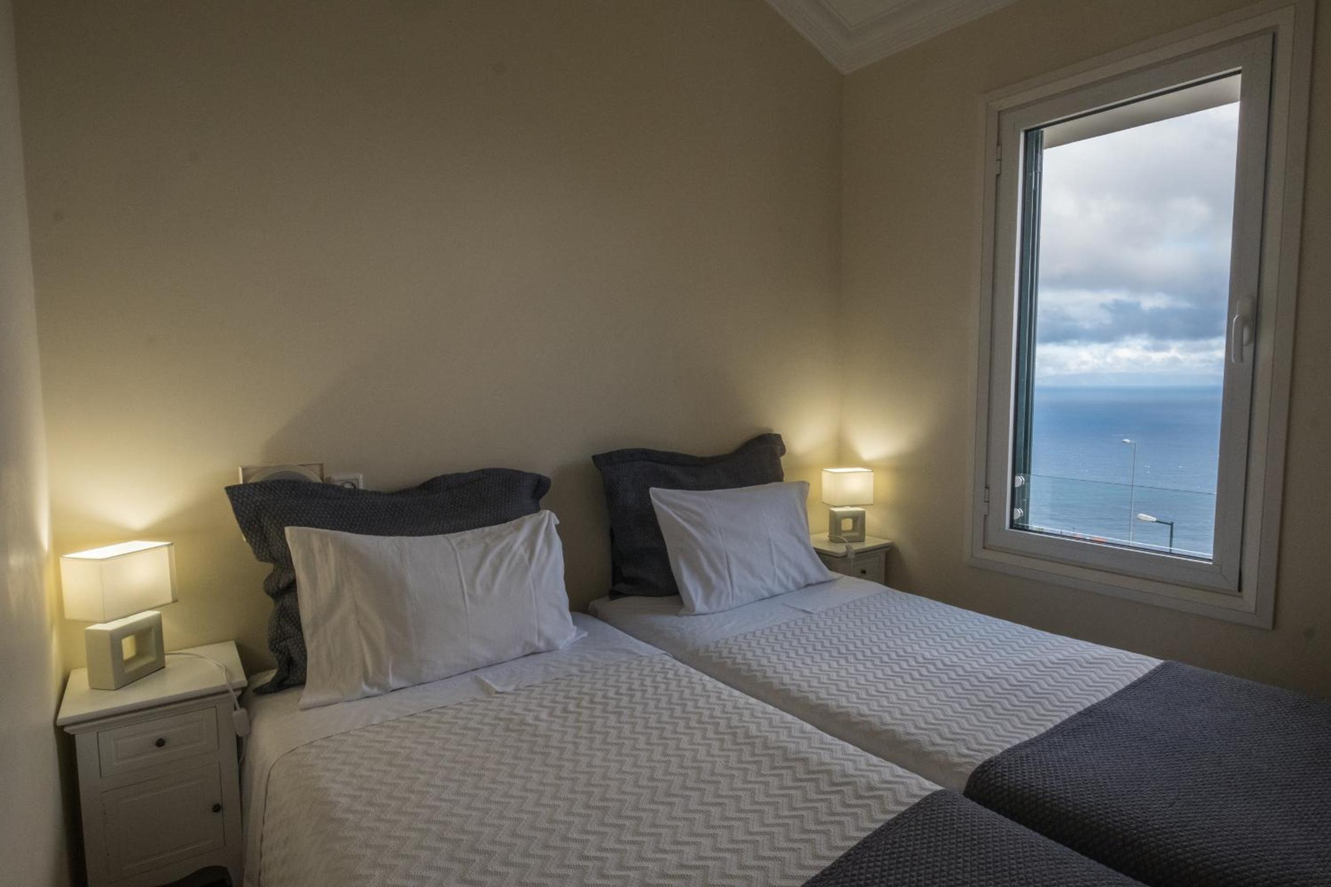 Two-Bedroom Apartment with Sea View - Photo 1