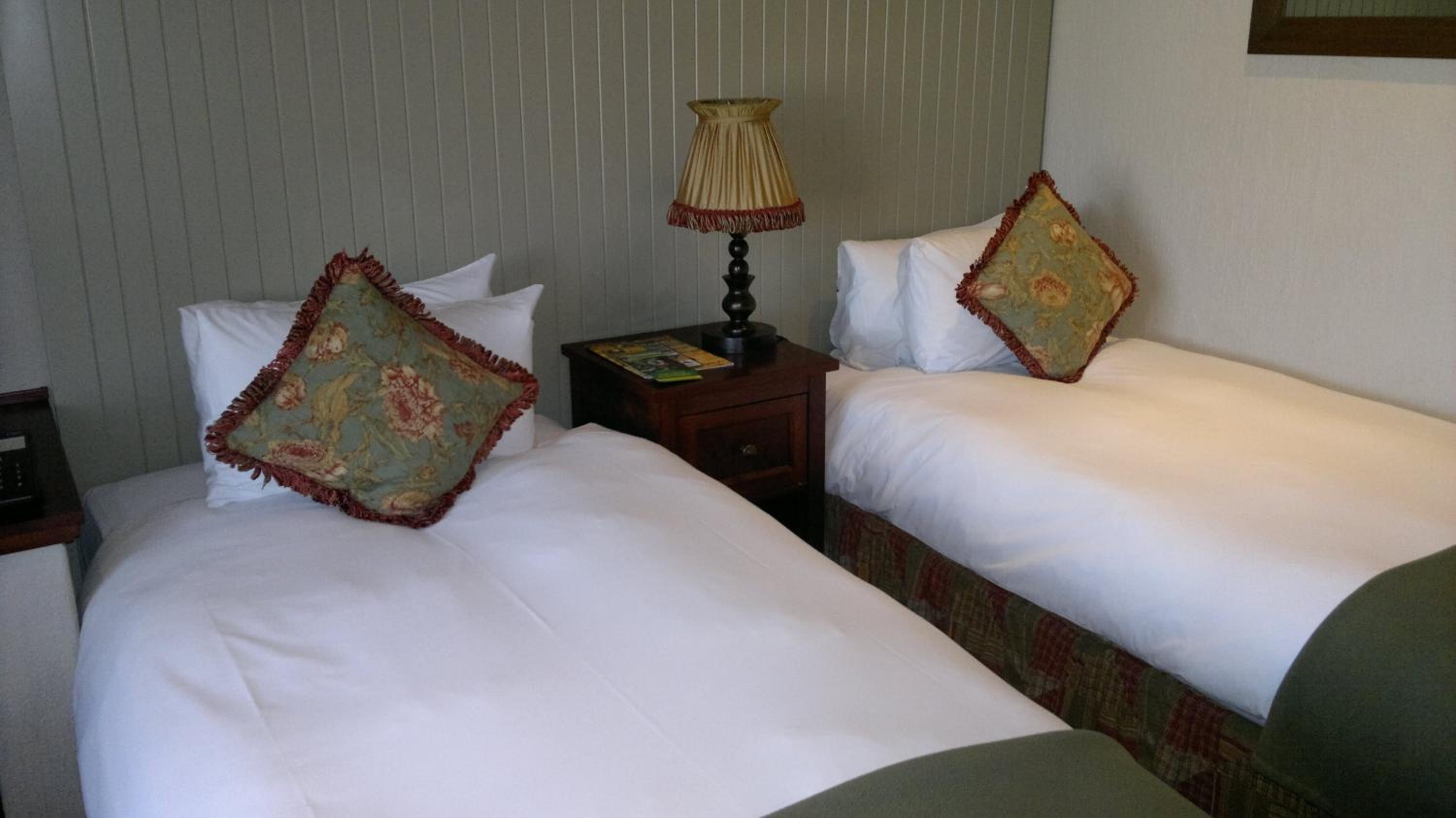 Classic Twin Room - Photo 9