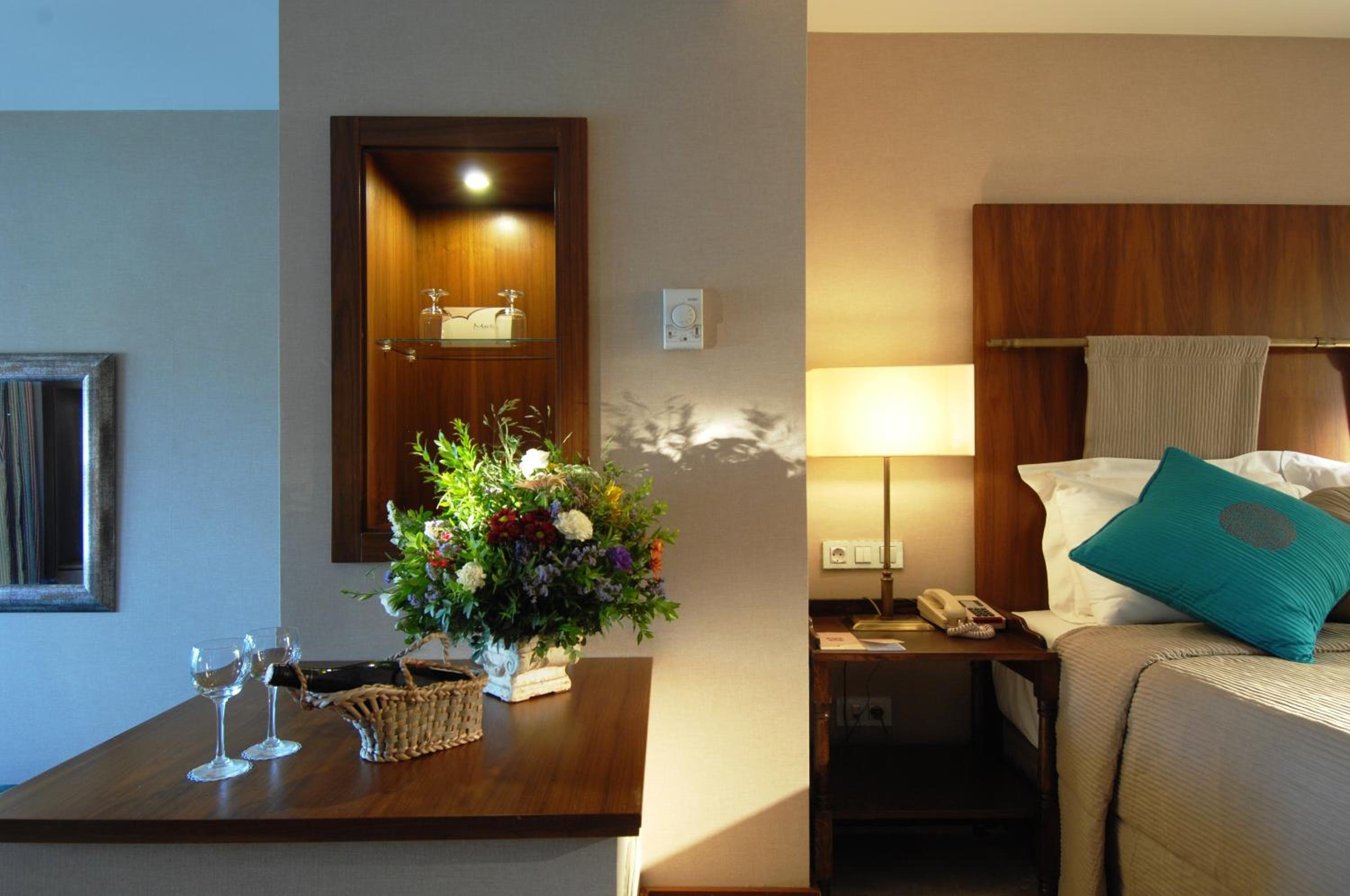Deluxe Triple Room with Sea View