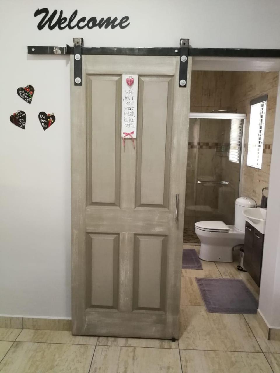 Budget Double Room photo 3
