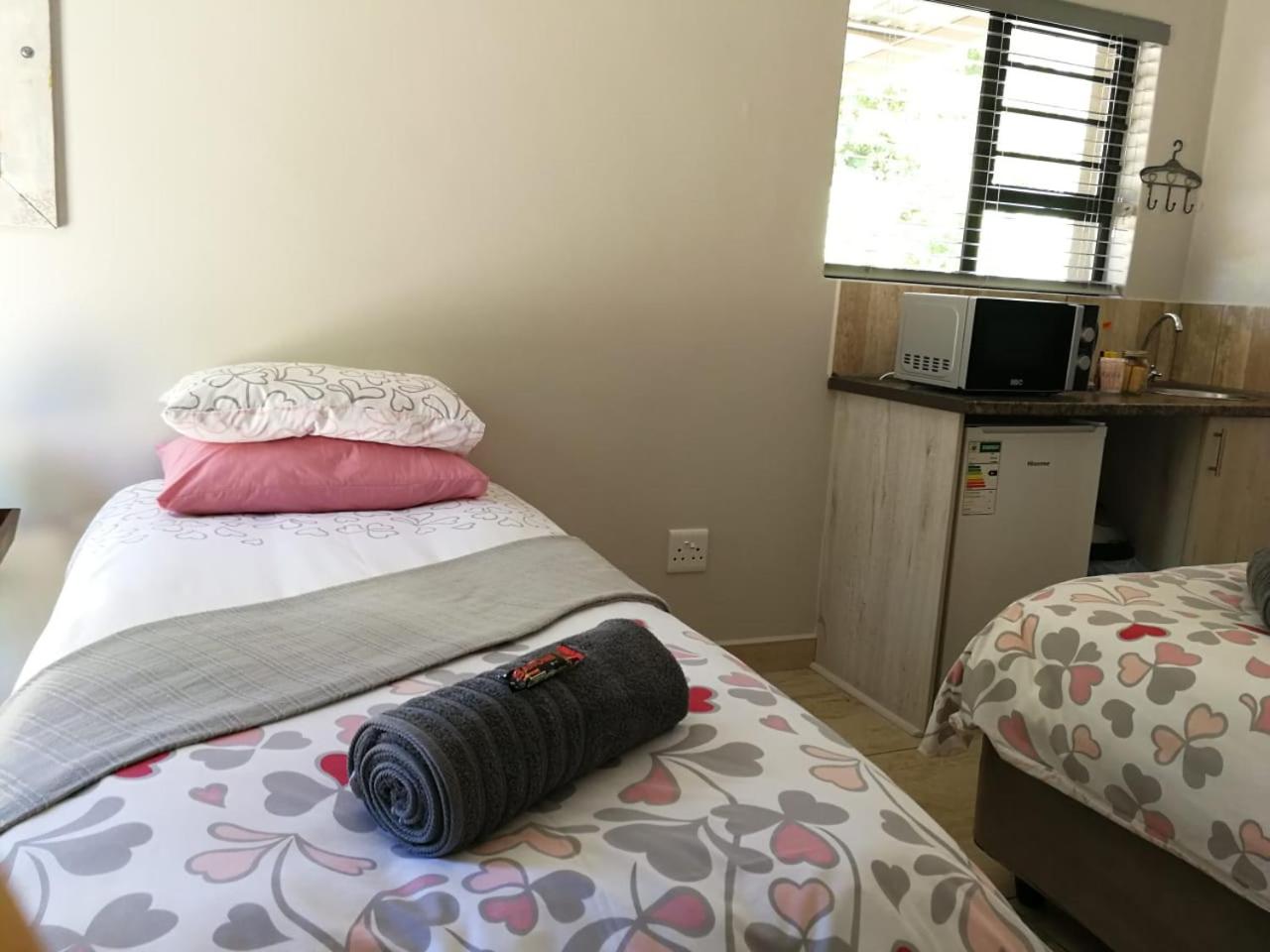 Deluxe Twin Room photo 2