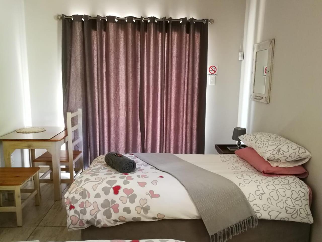 Deluxe Twin Room photo 1
