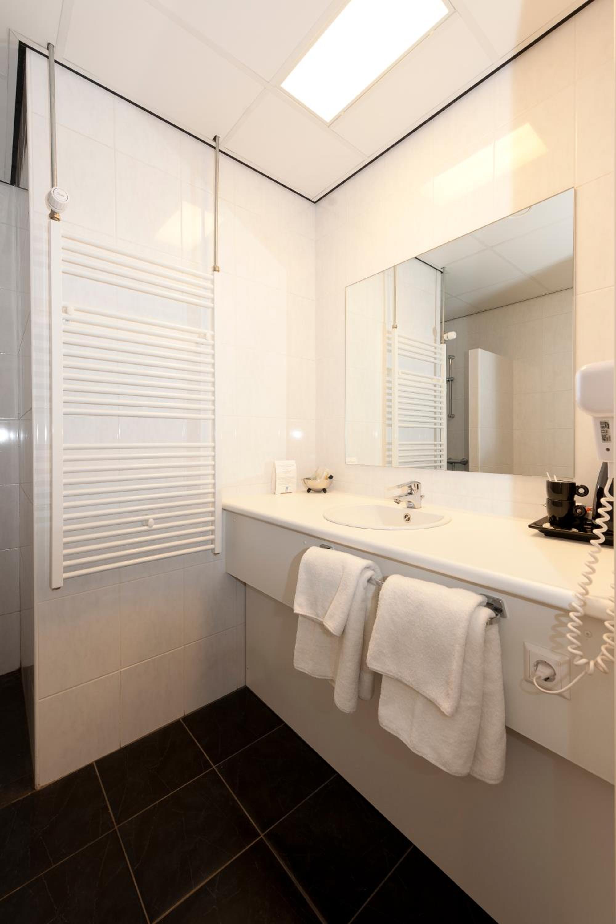 Deluxe Double Room - Photo 6