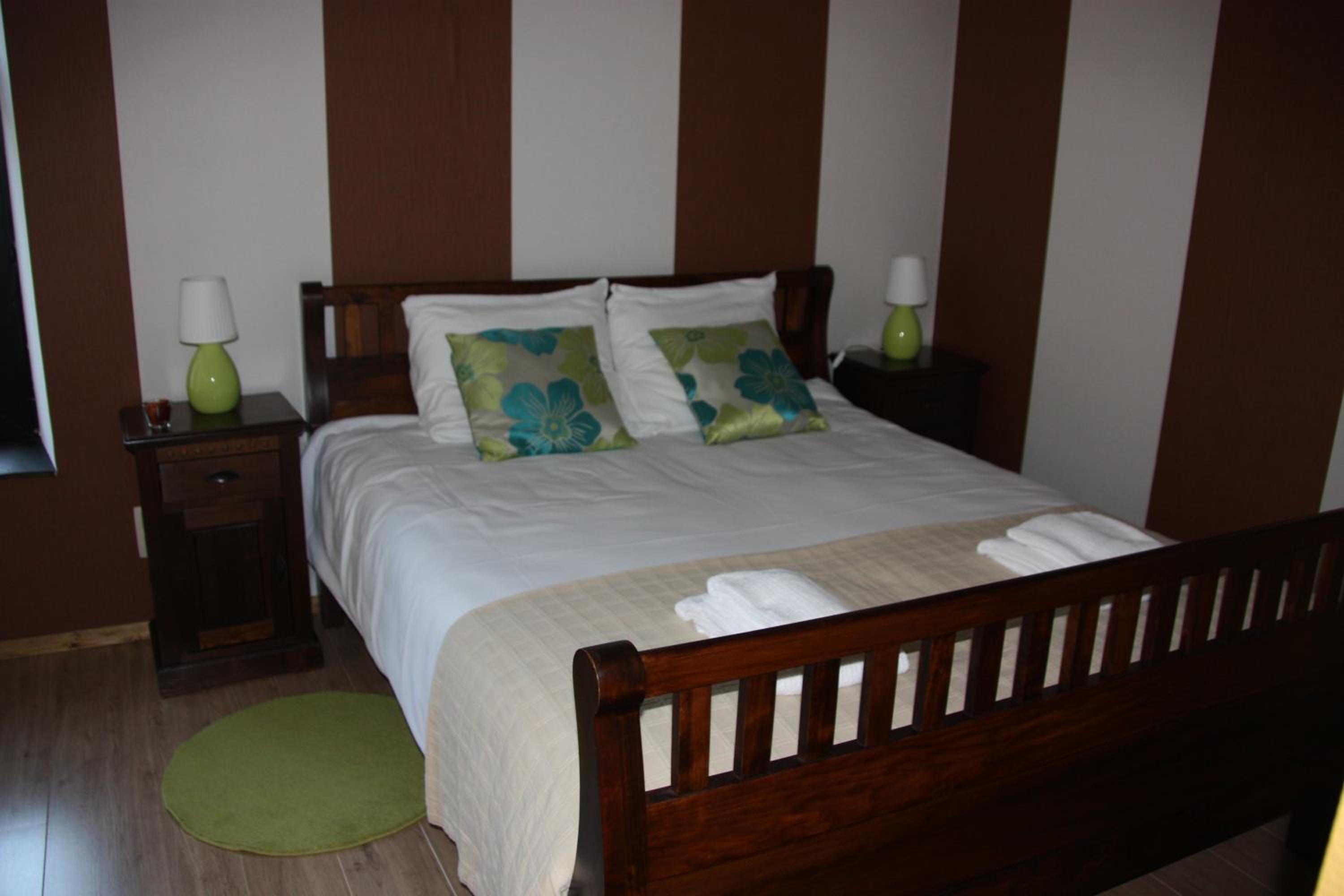 Family Room with Private Bathroom photo 1