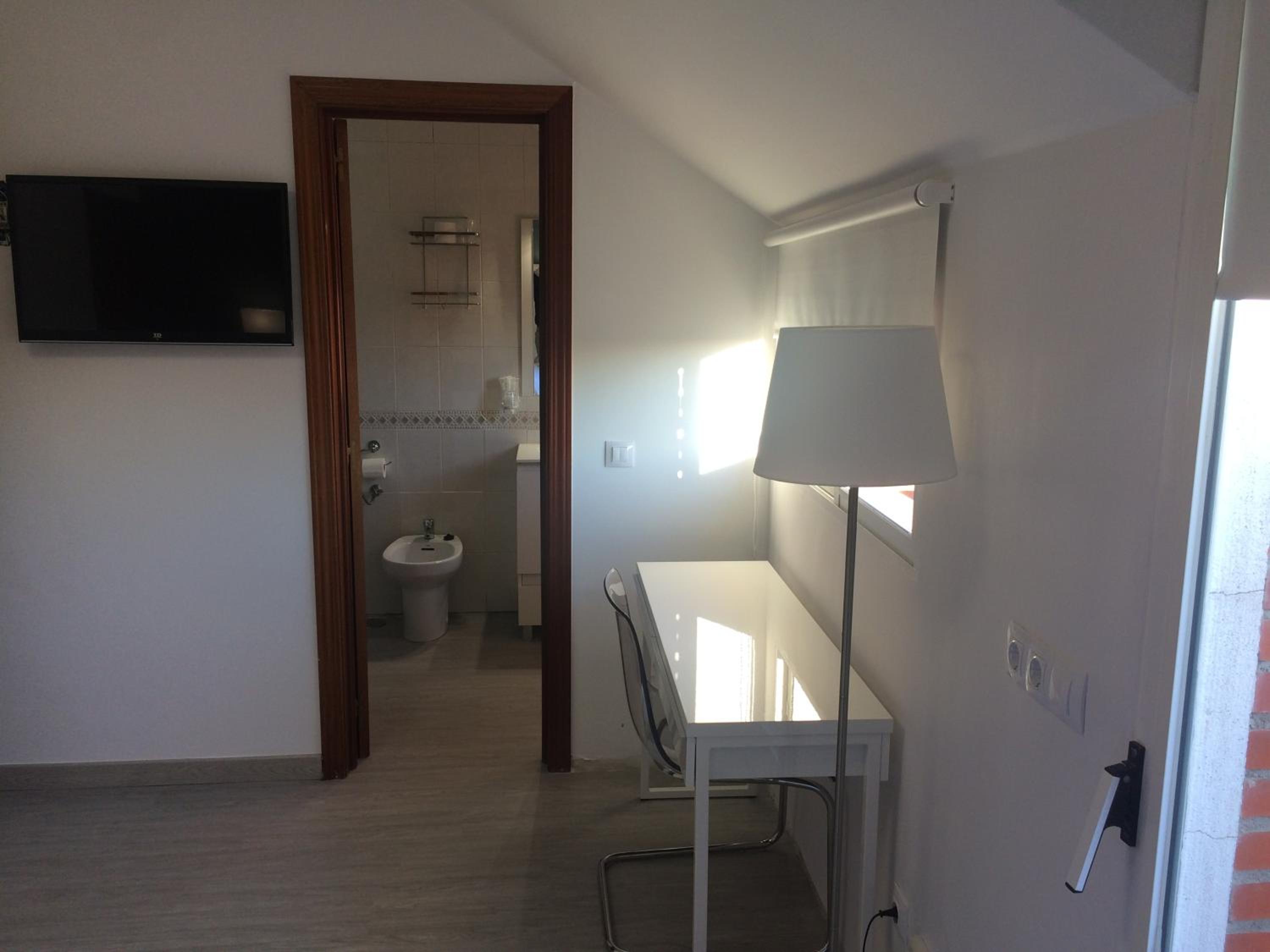 Superior Double Room - Photo 4